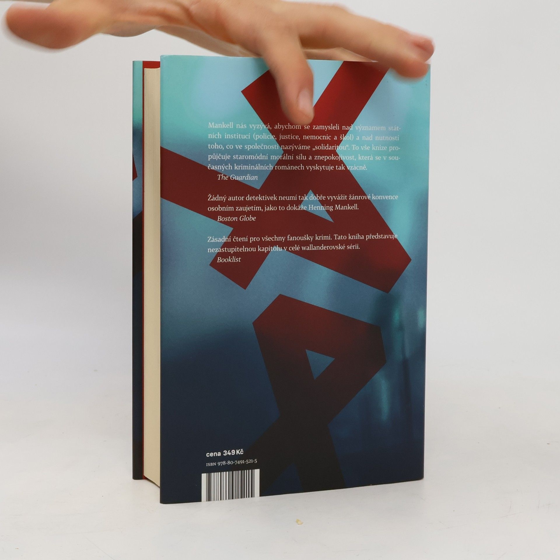 Henning Mankell Pyramida