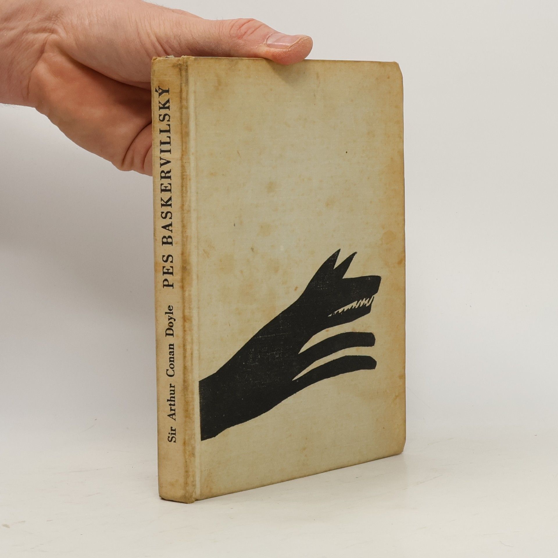 Arthur Conan Doyle Pes baskervillský