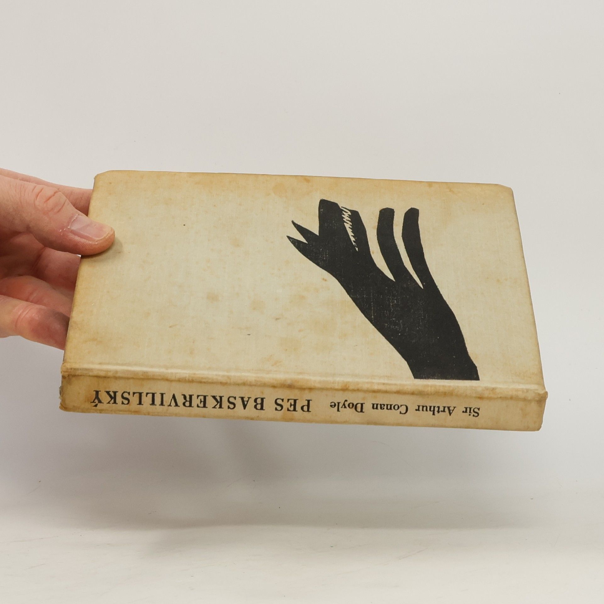 Arthur Conan Doyle Pes baskervillský