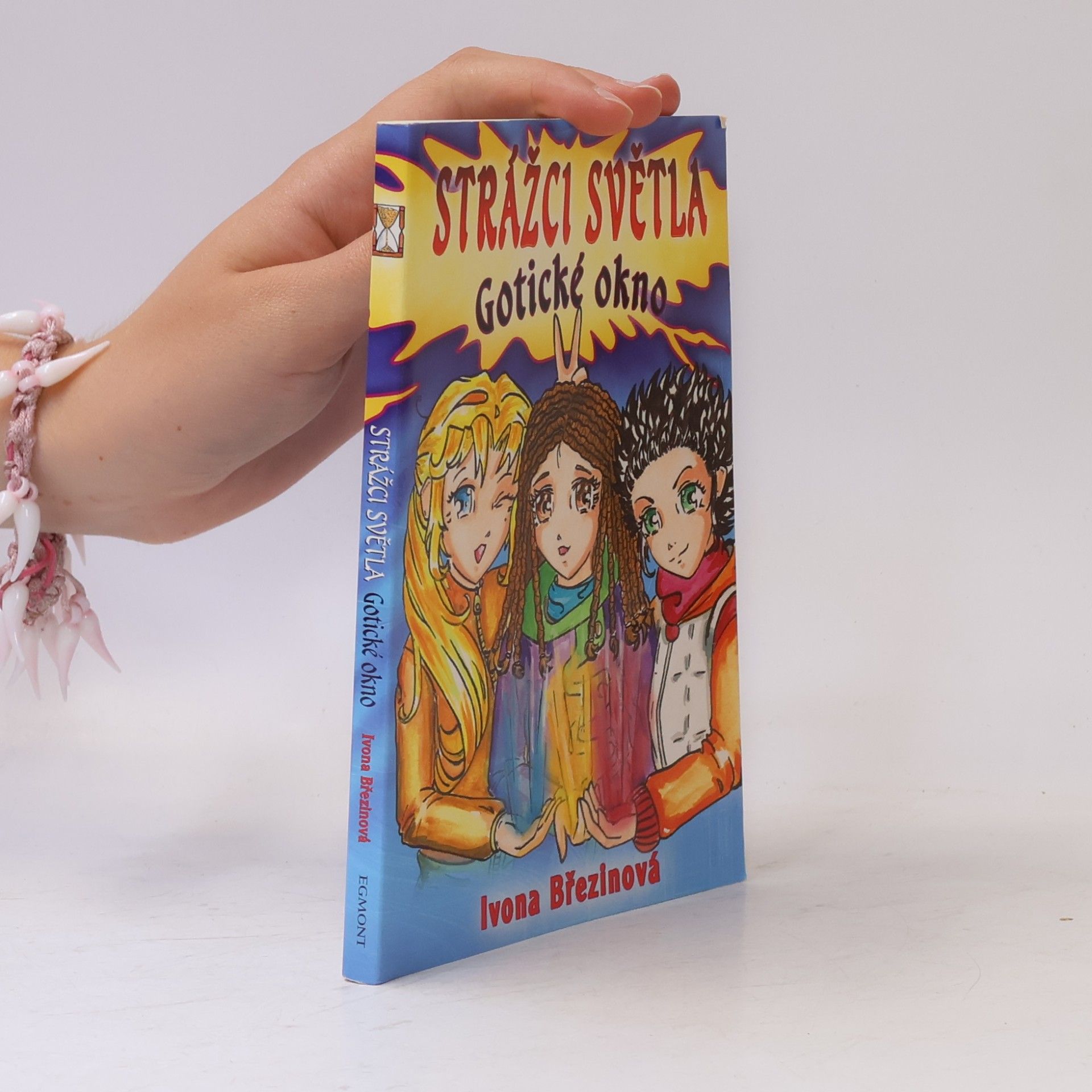 Ivona Březinová Strážci Světla - Gotické okno
