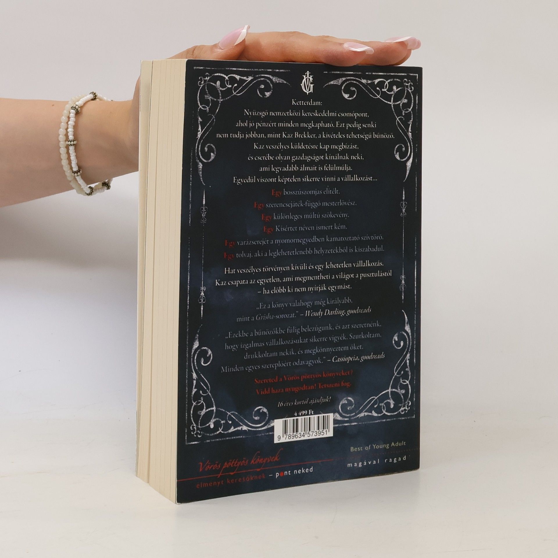 Leigh Bardugo Grishaverse: Hat varjú