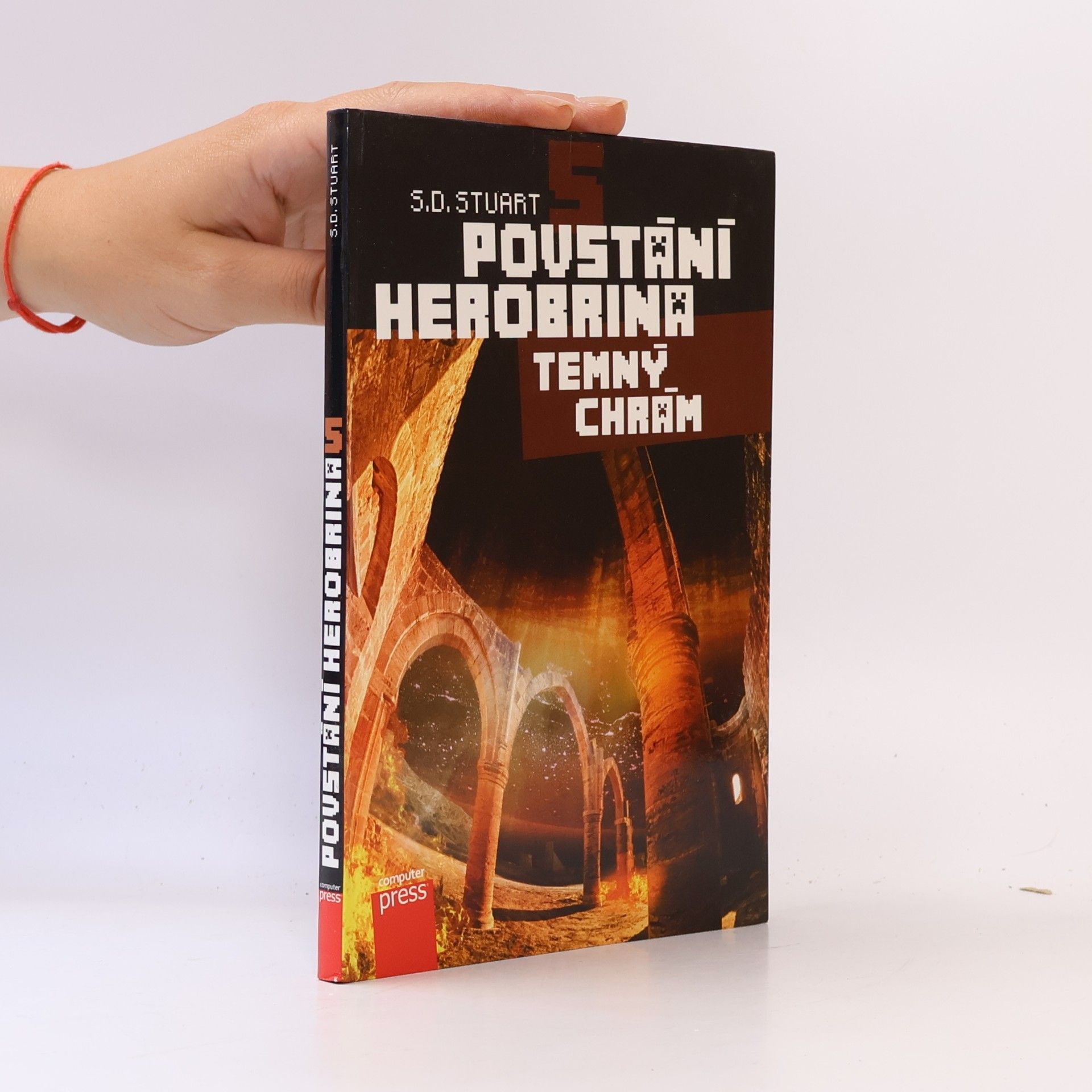 Marcel Goliaš Povstání Herobrina. 5, Temný chrám