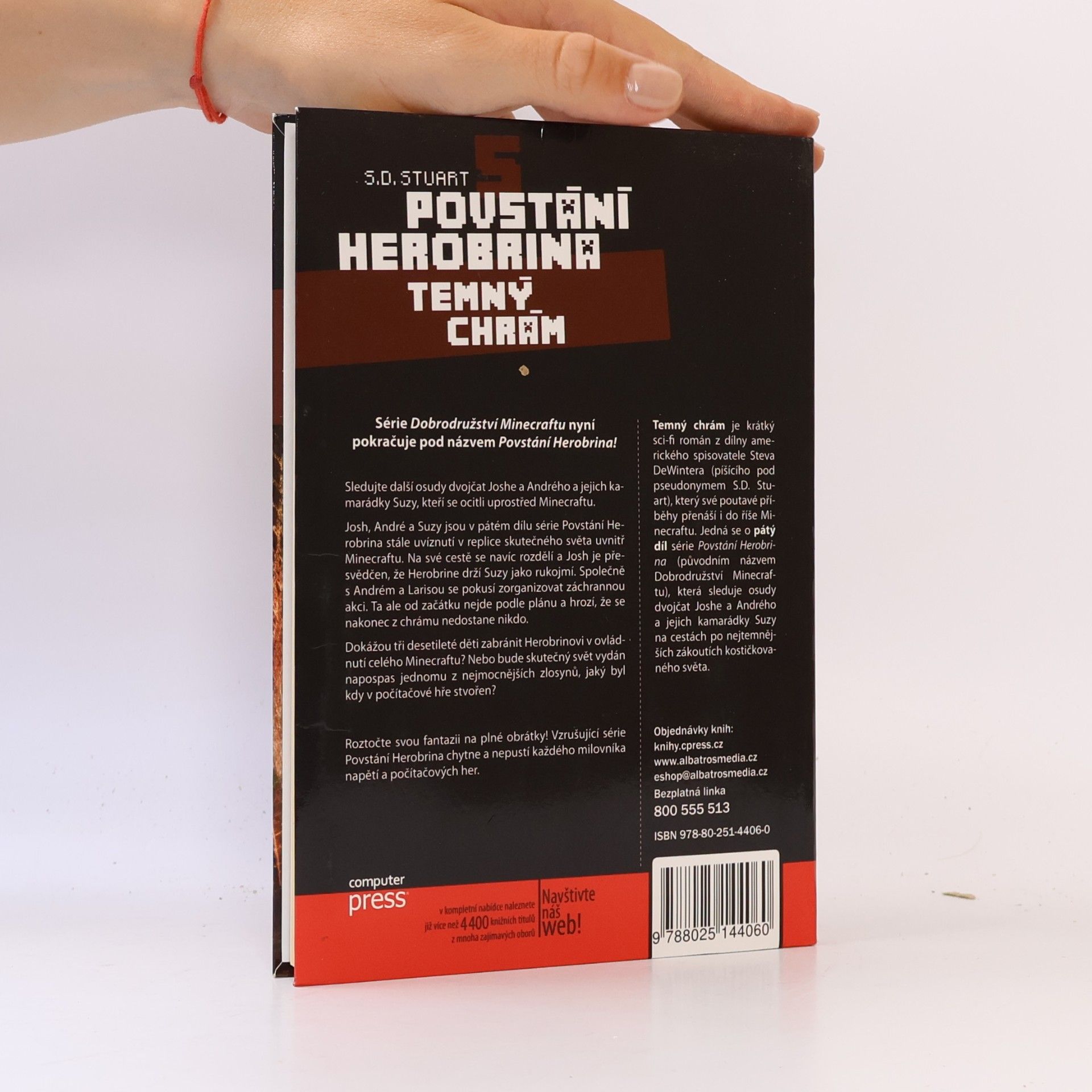 Stuart Dean Povstání Herobrina. 5, Temný chrám