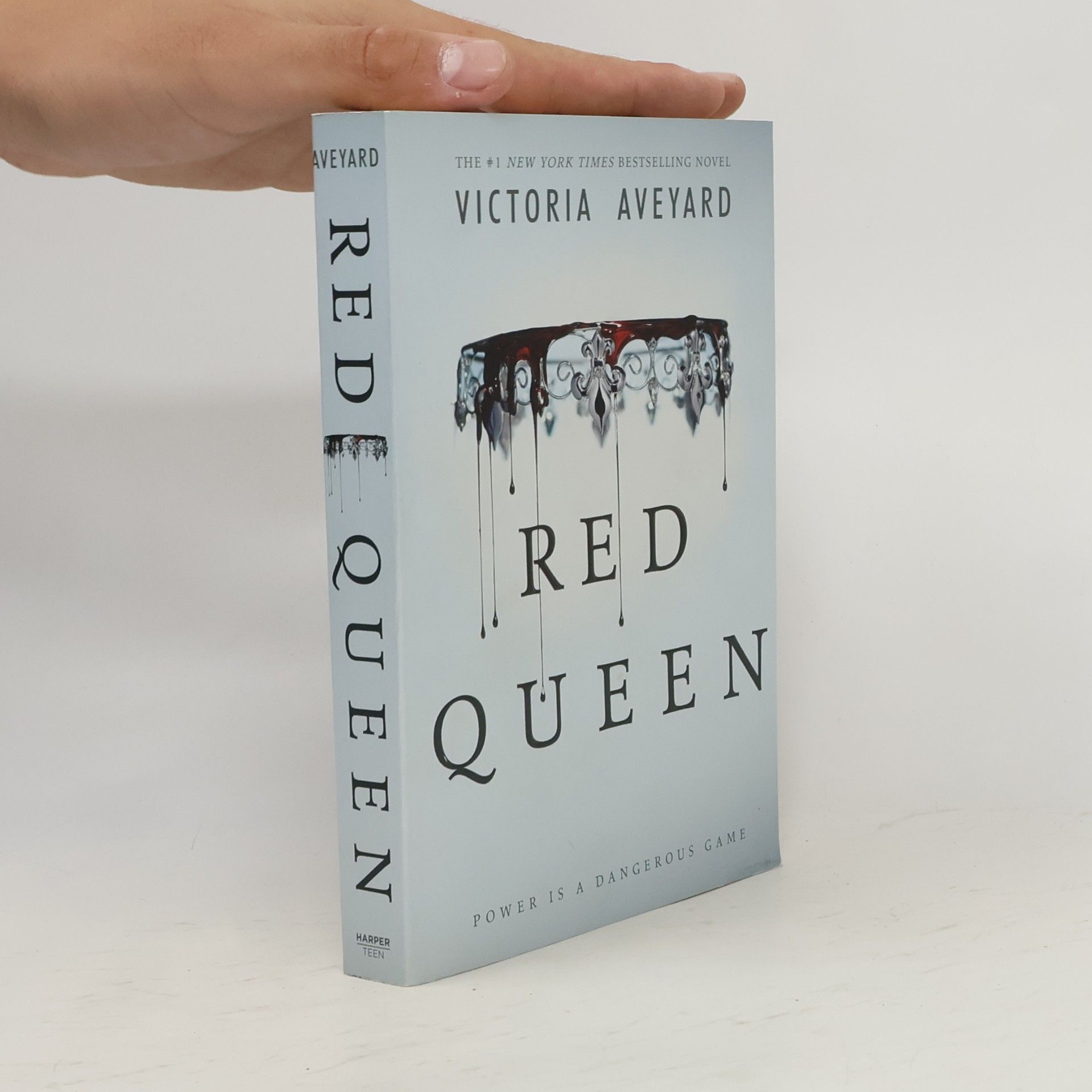 Victoria Aveyard Red Queen