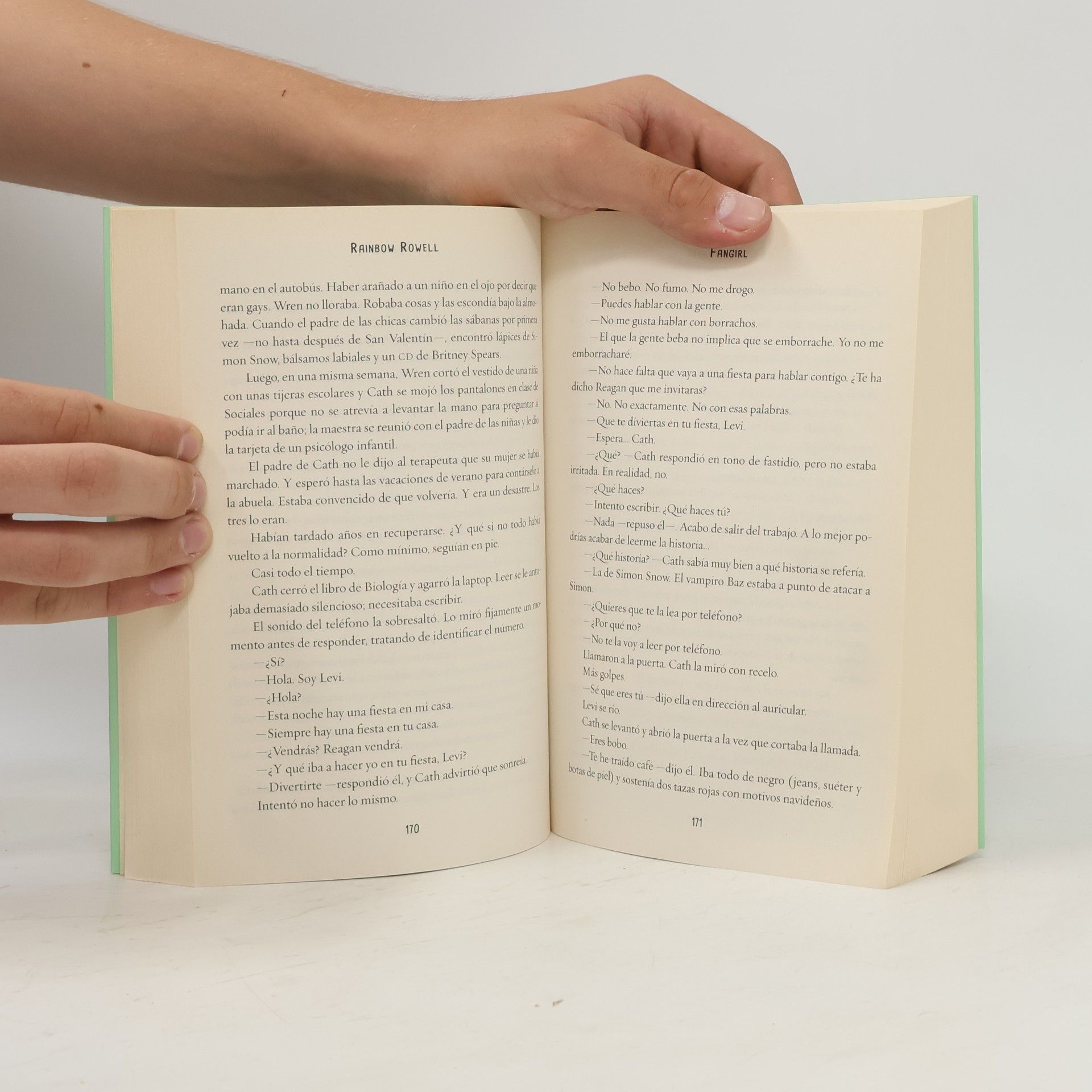 Rainbow Rowell Fangirl