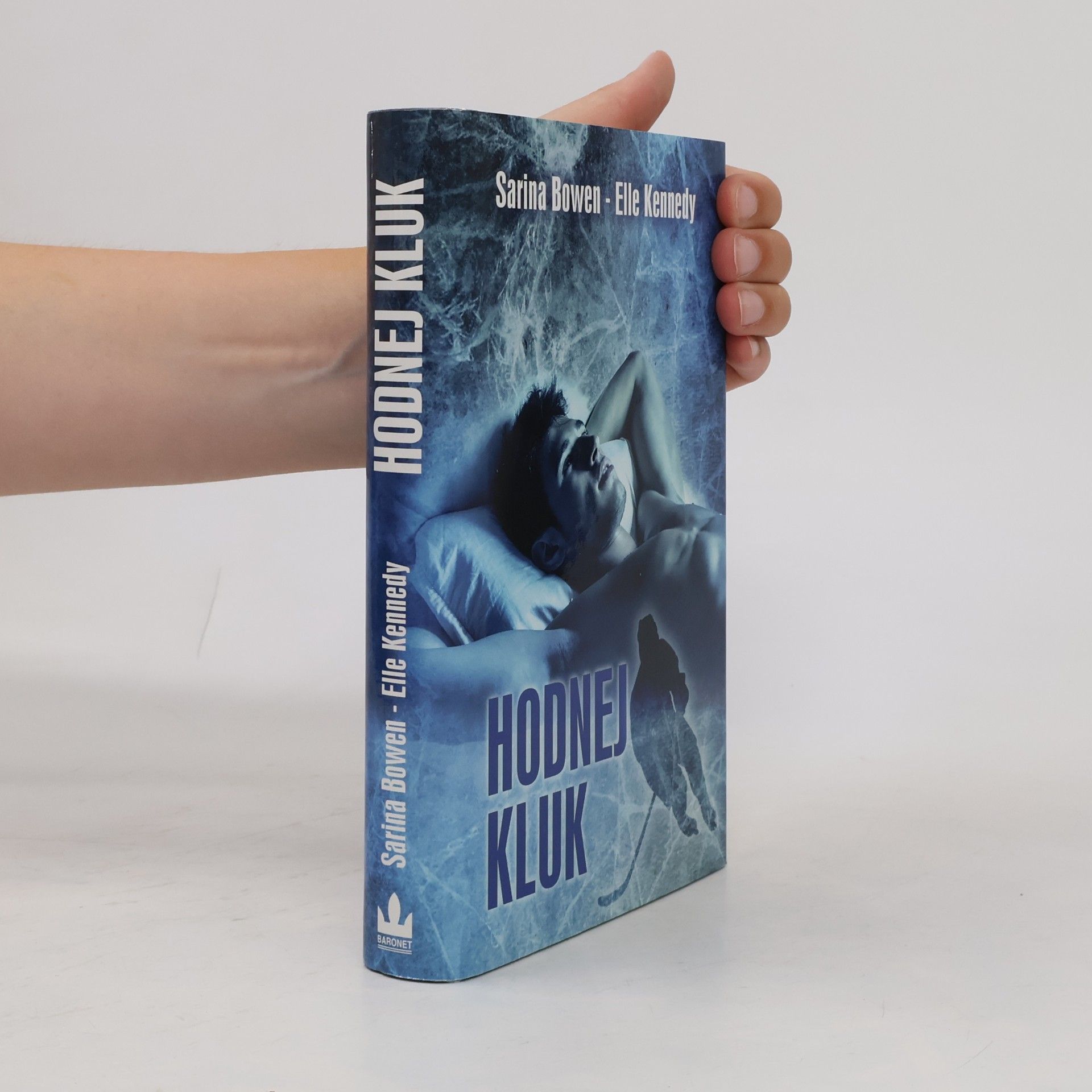 Elle Kennedy Hodnej kluk