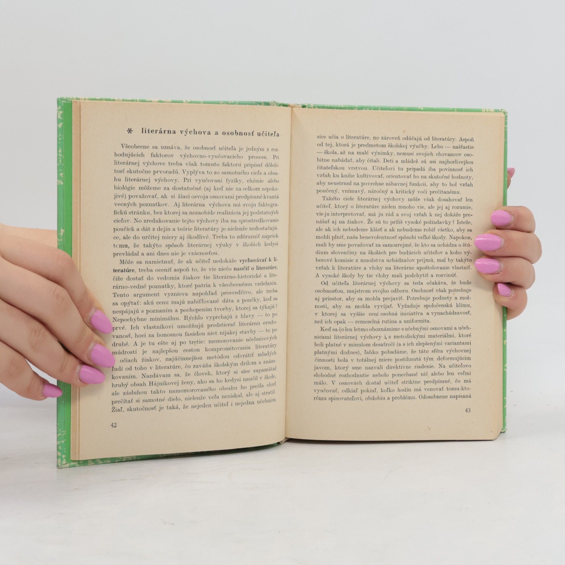 Ján Poliak Podoby a premeny literatúry pre mládež