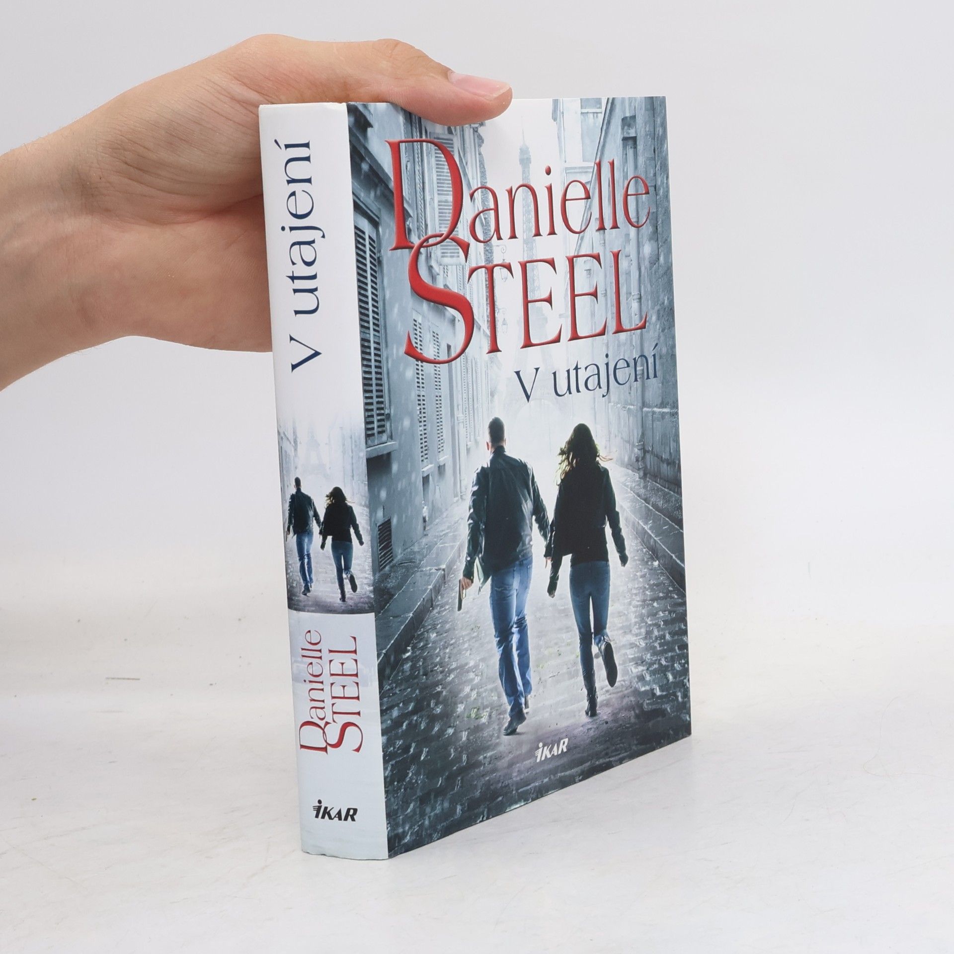 Danielle Steel V utajení