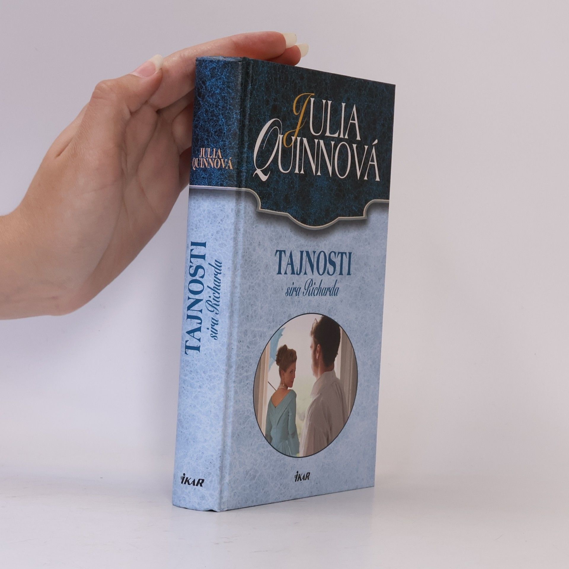 Julie Quinnová Tajnosti sira Richarda