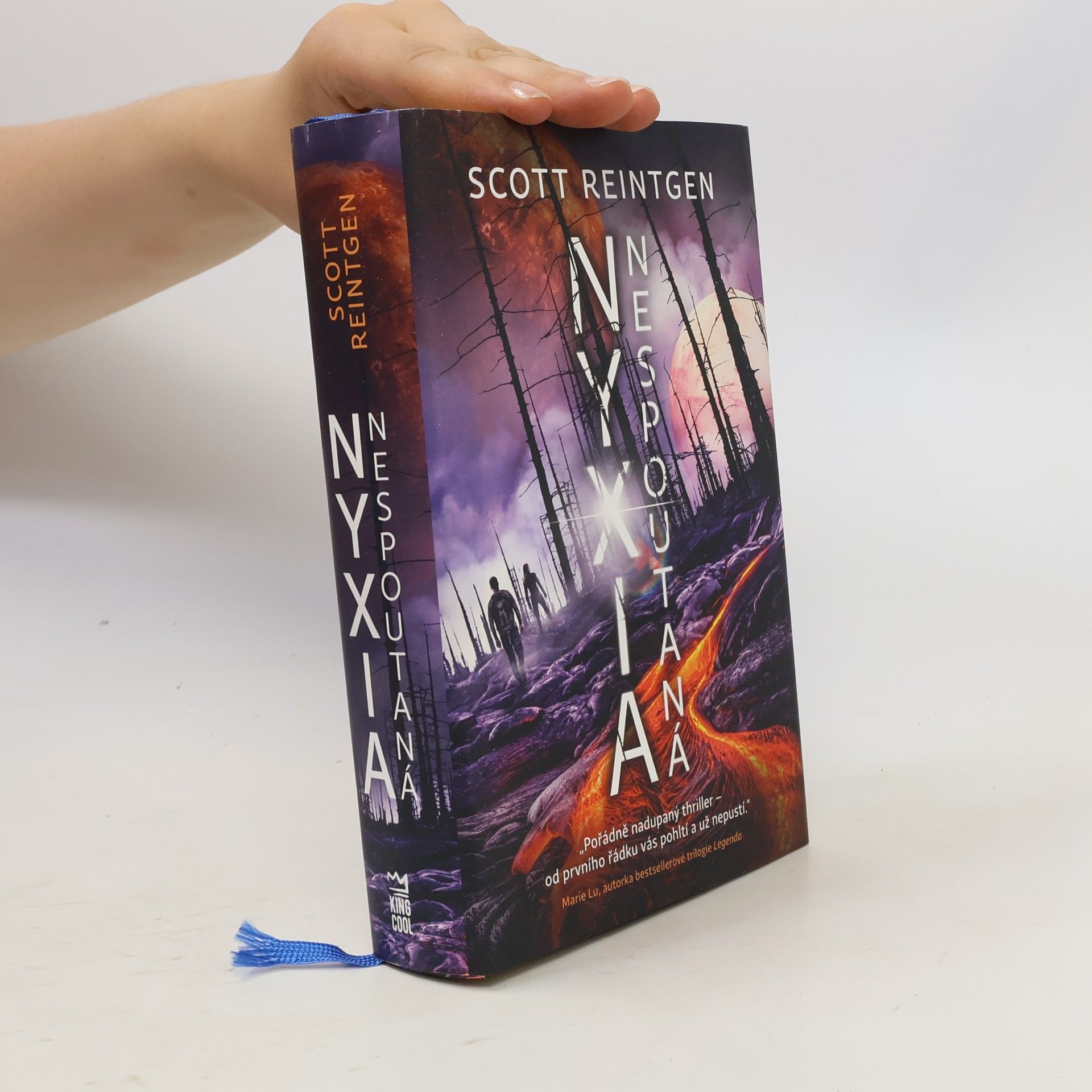 Scott Reintgen Nyxia nespoutaná