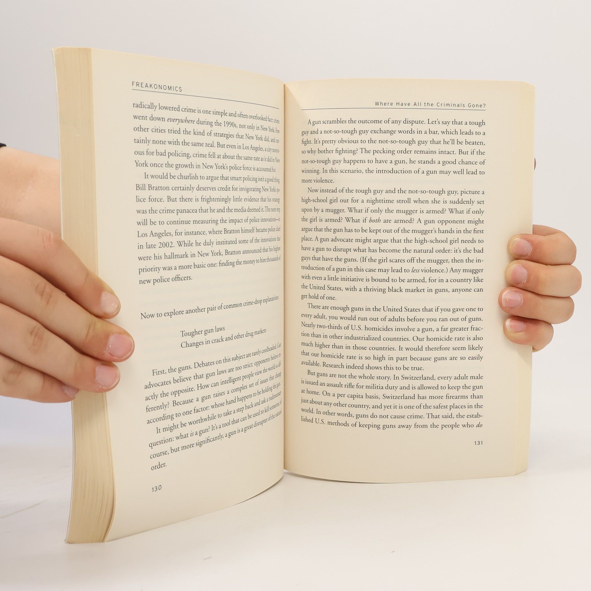 Steven D. Levitt Freakonomics. A Rogue Economist Explores the Hidden Side of Everything