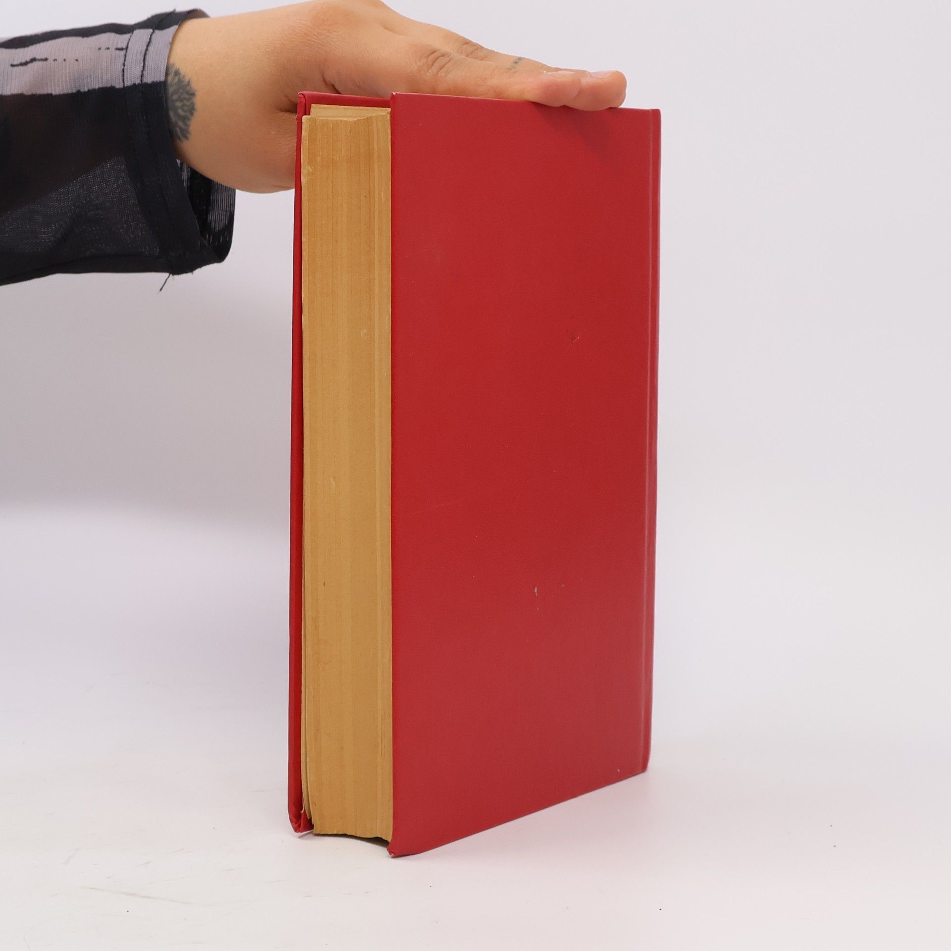 Autores varios Электрическая часть электростанций и подстанций