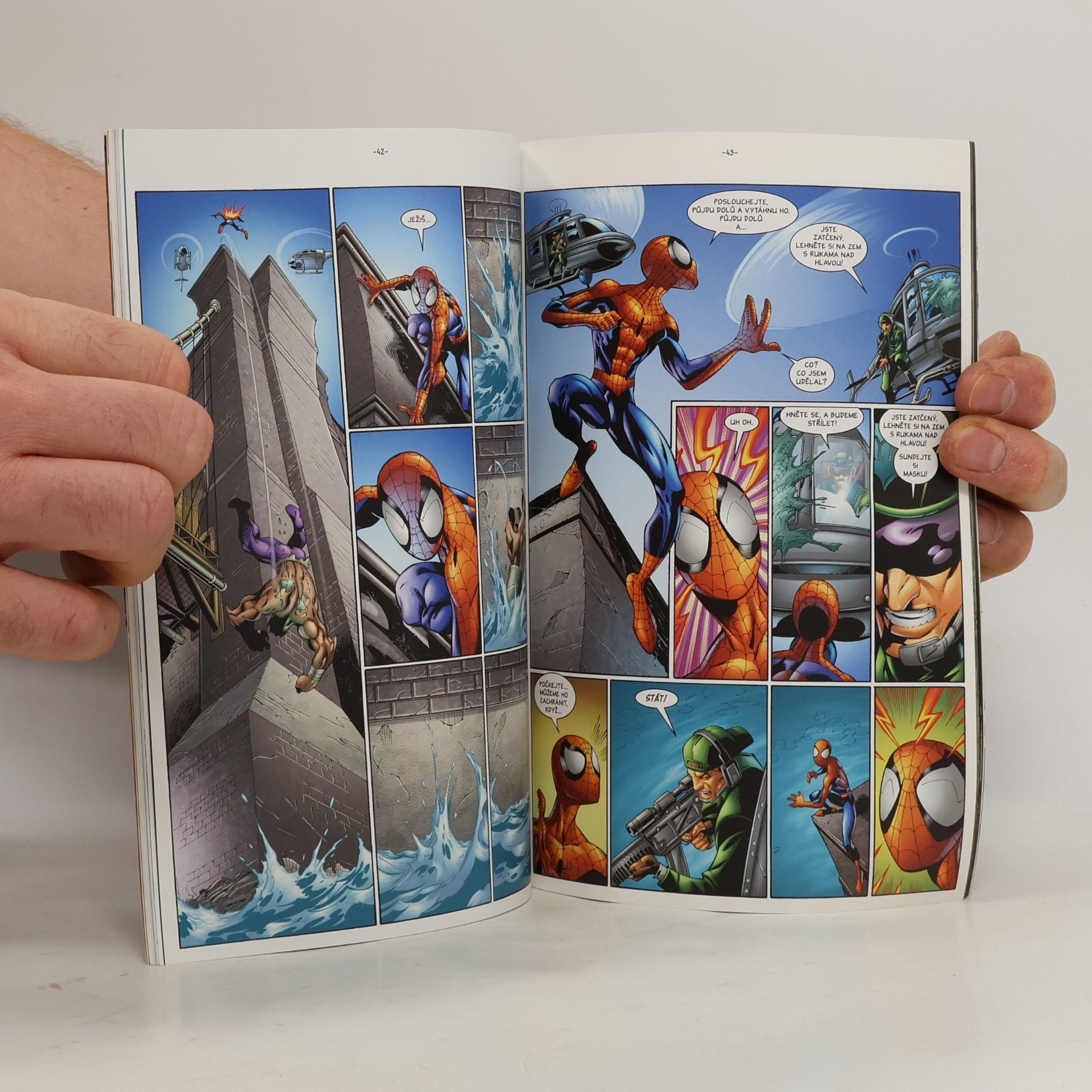 Collectif d'auteurs Ultimate Spider-Man a spol. 4/2012