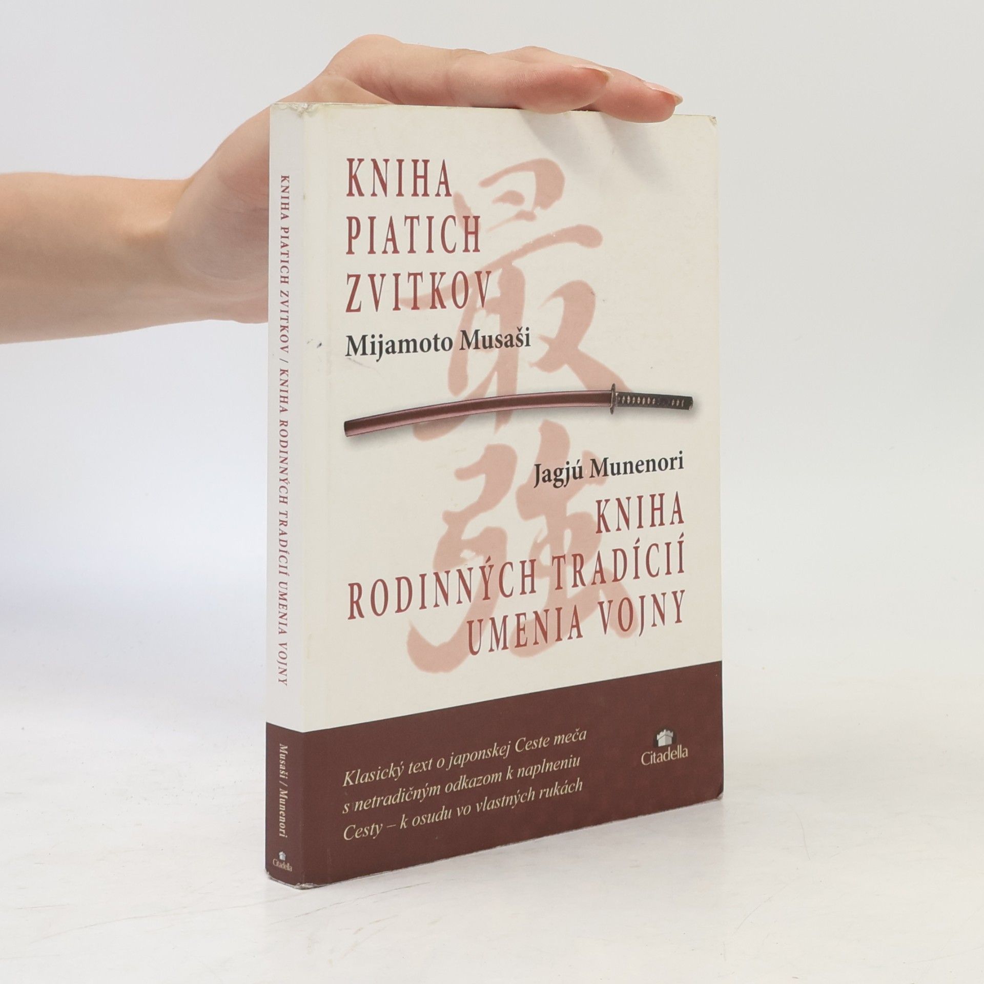 Kengo miyamoto Kniha piatich zvitkov / Kniha rodinných tradícií