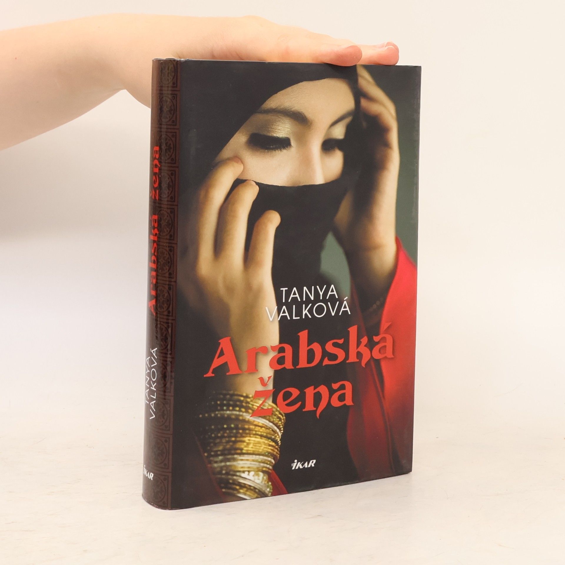 Tanya Valková Arabská žena