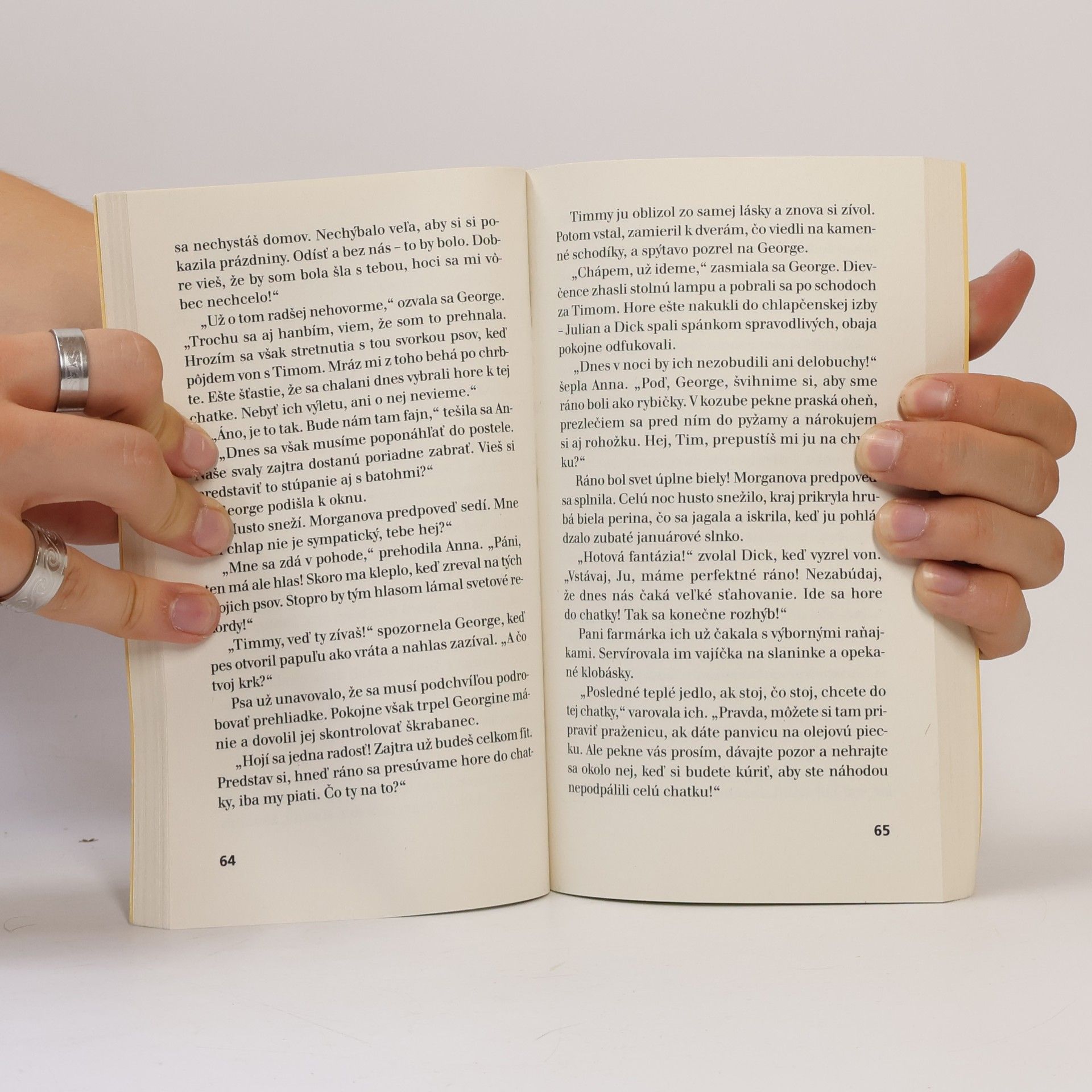 Enid Blyton Slávna 5 v úzkych