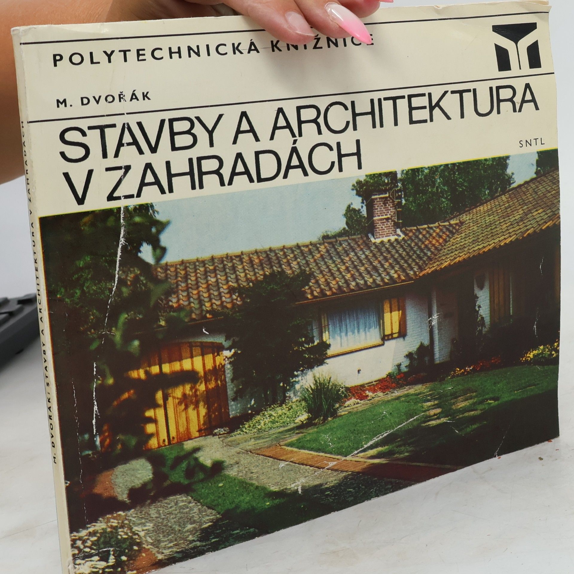Miloš Dvořák Stavby a architektura v zahradách