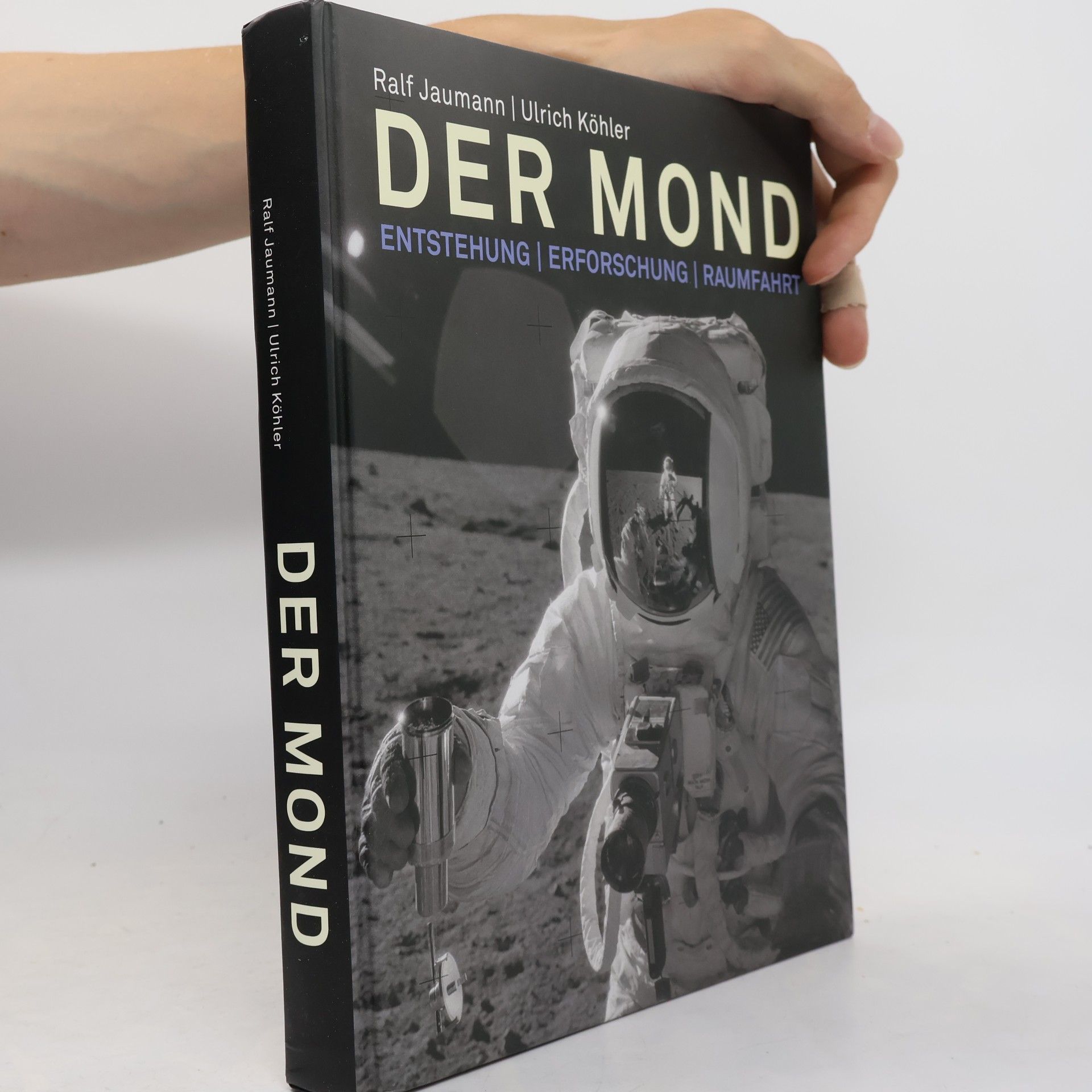 Der Mond