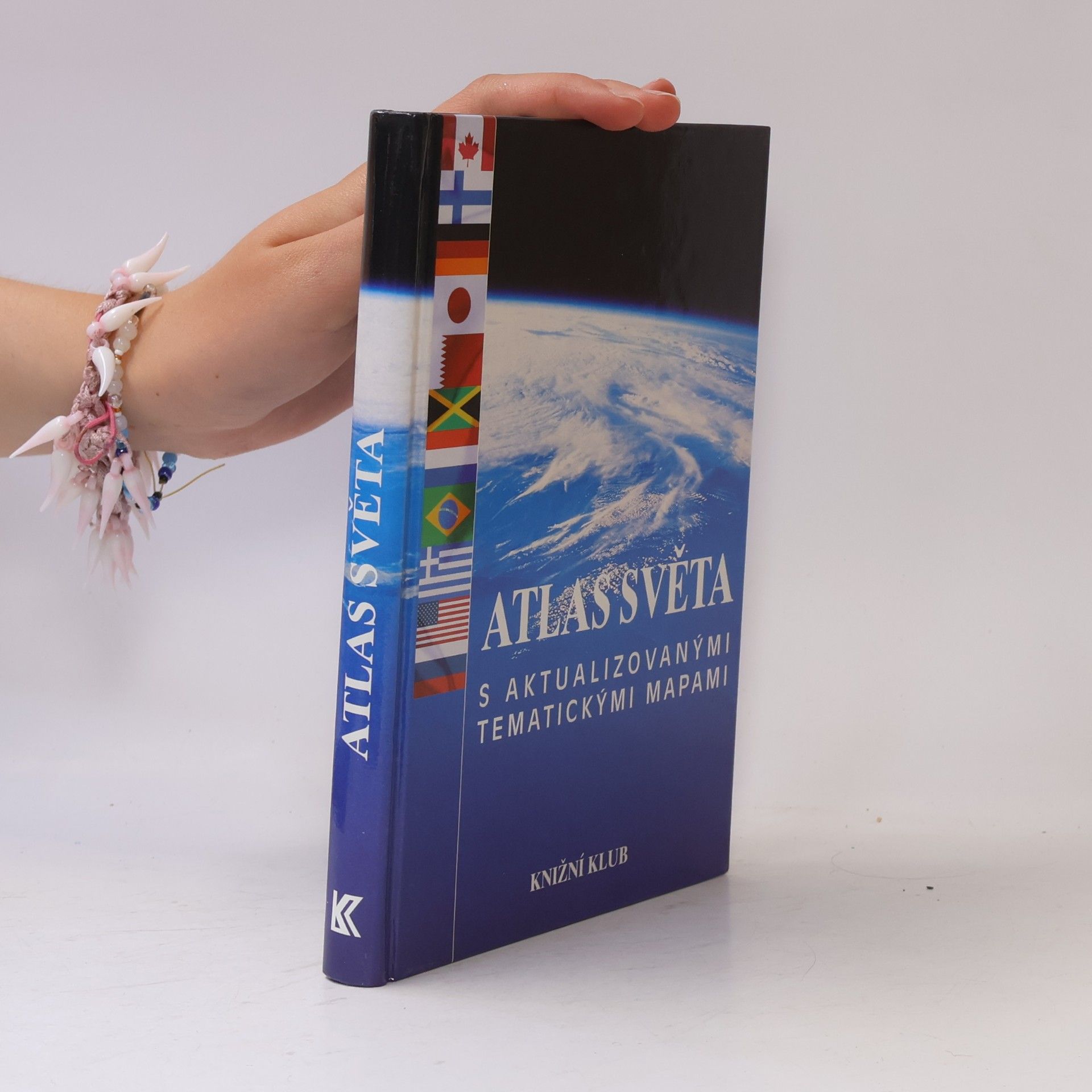 Pavel Boháč Atlas světa s aktualizovanými tematickými mapami