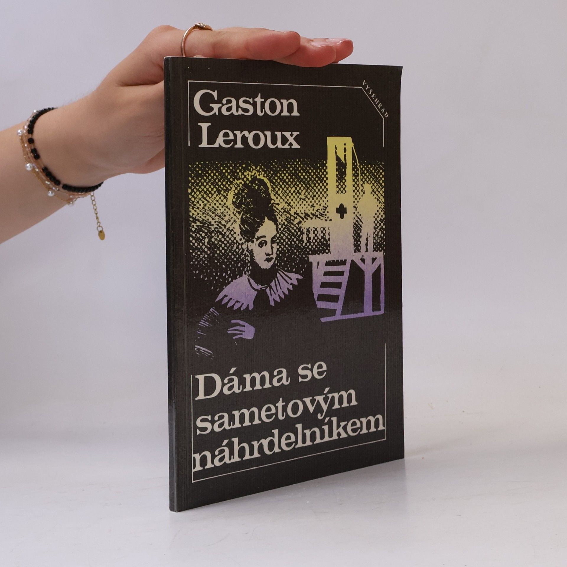 Gaston Leroux Dáma se sametovým náhrdelníkem