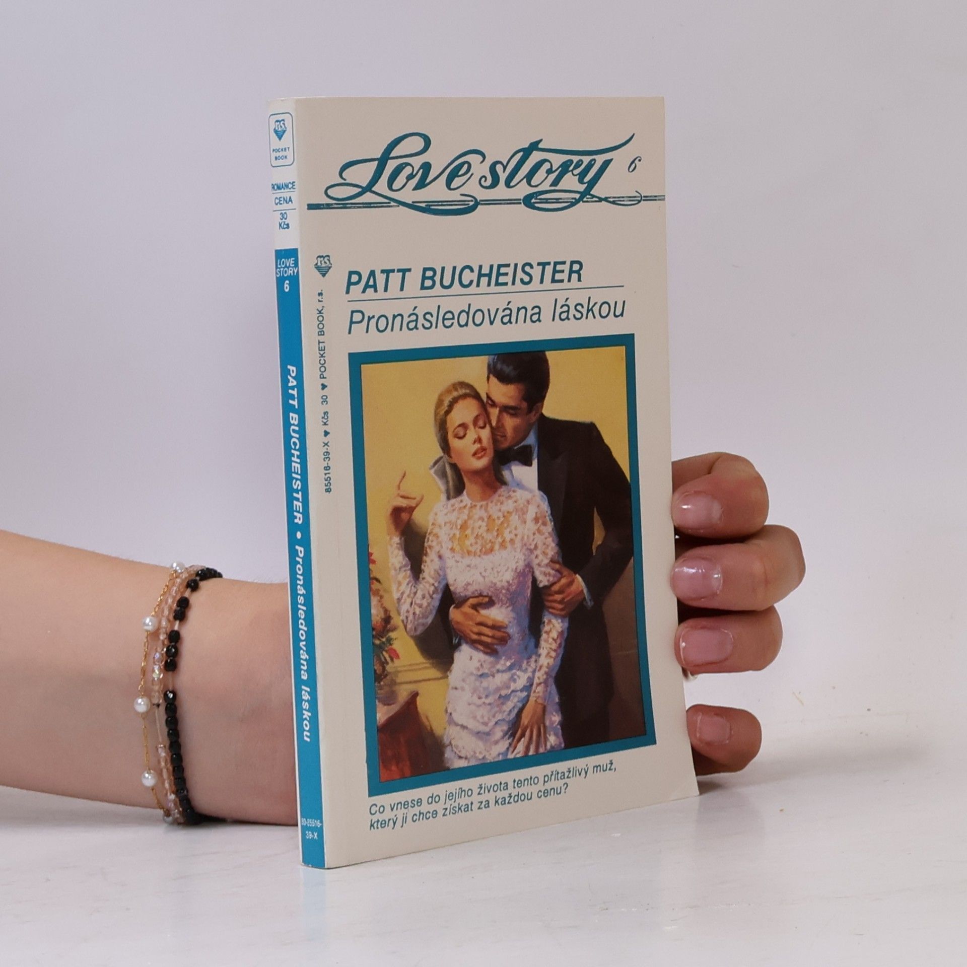 Bucheister Patt Pronásledována láskou