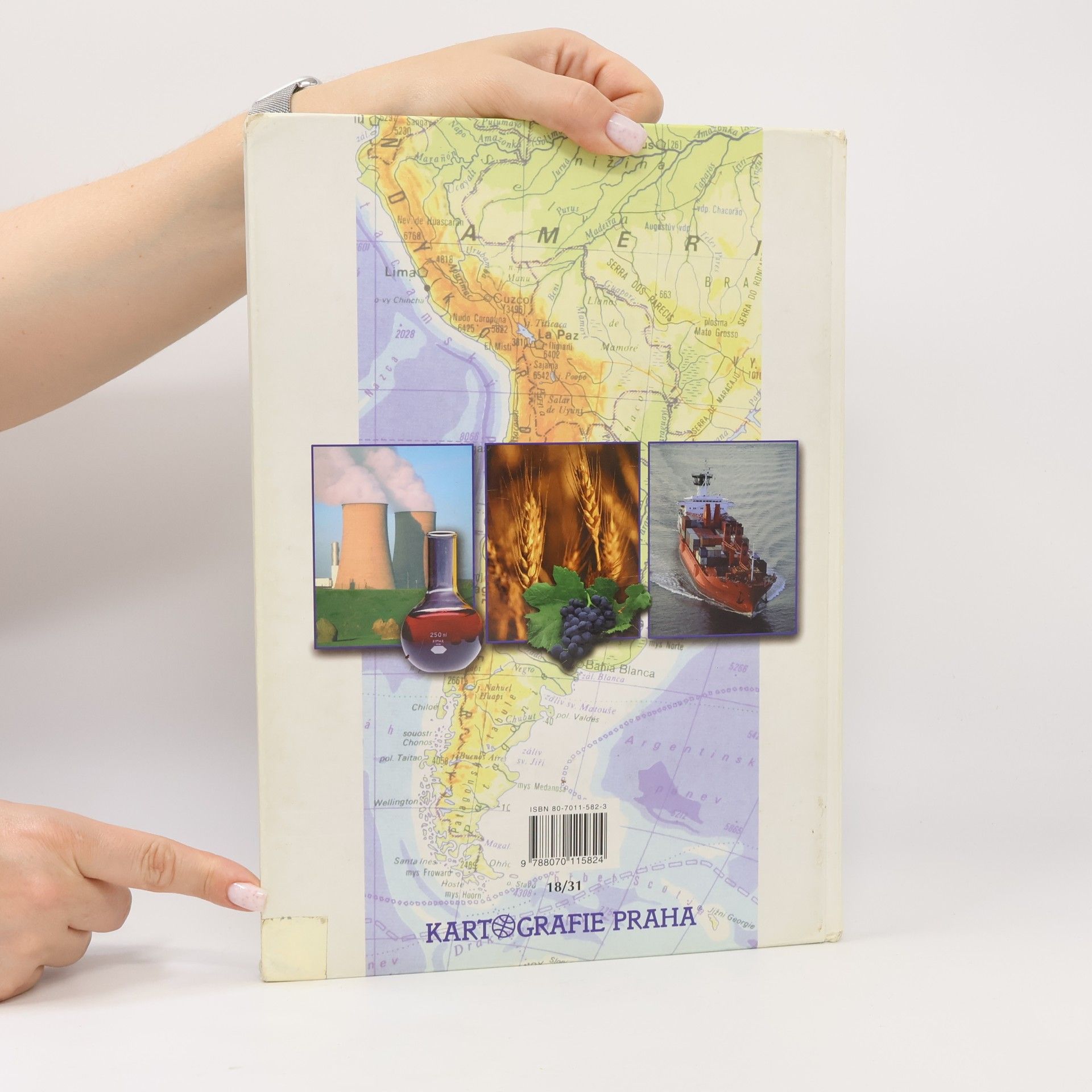 Kolektiv autorů Školní atlas světa
