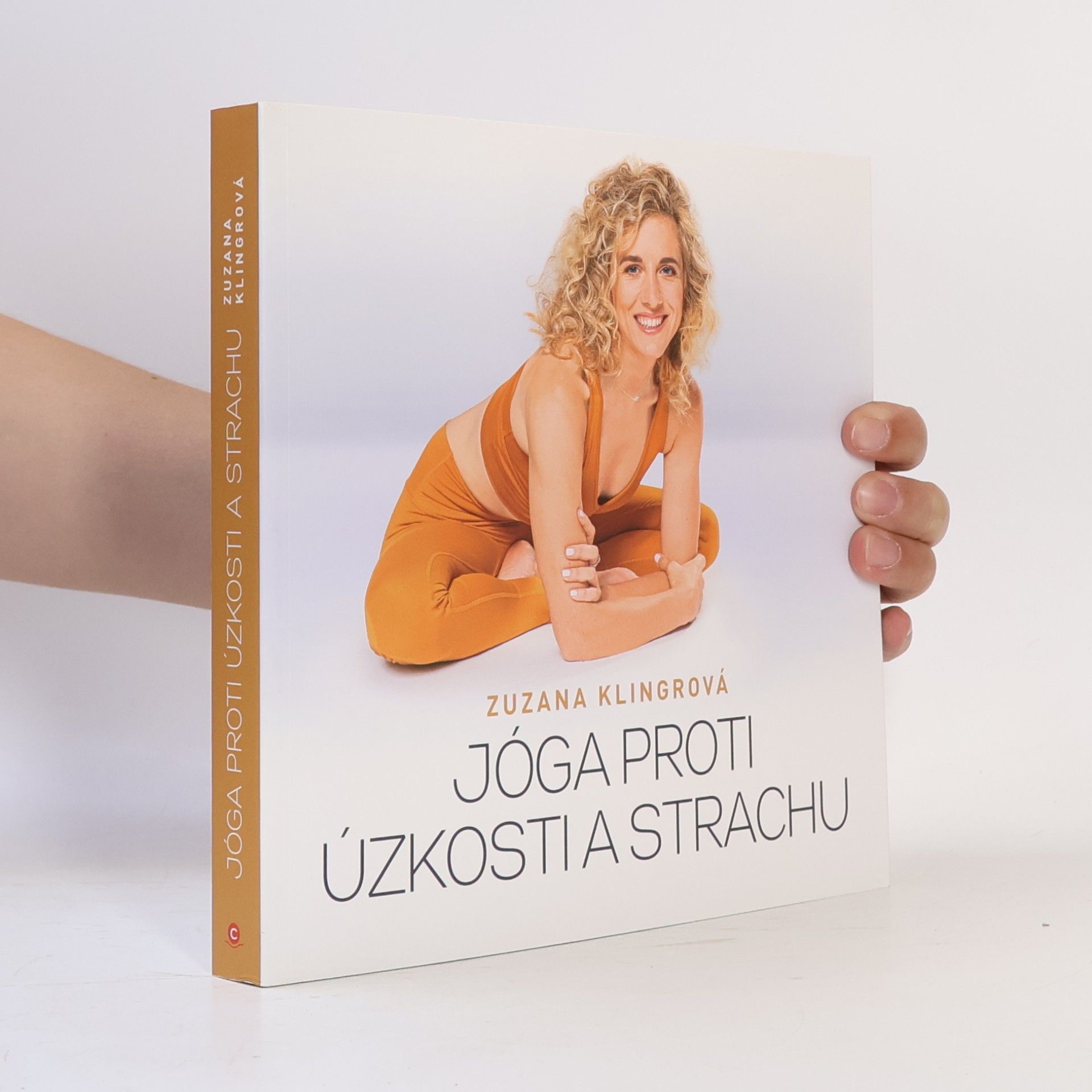 Zuzka Klingrová Jóga proti úzkosti a strachu