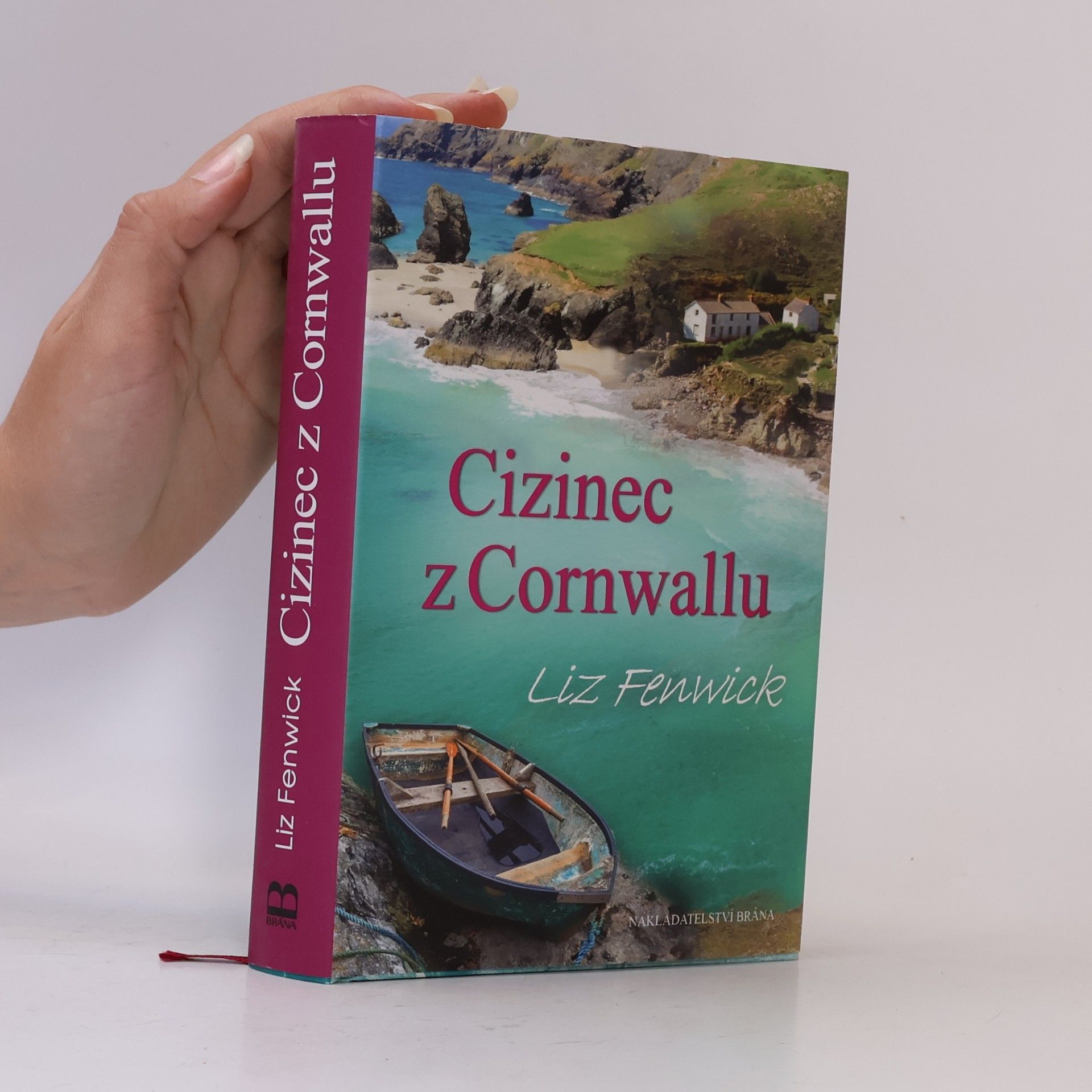 Liz Fenwick Cizinec z Cornwallu