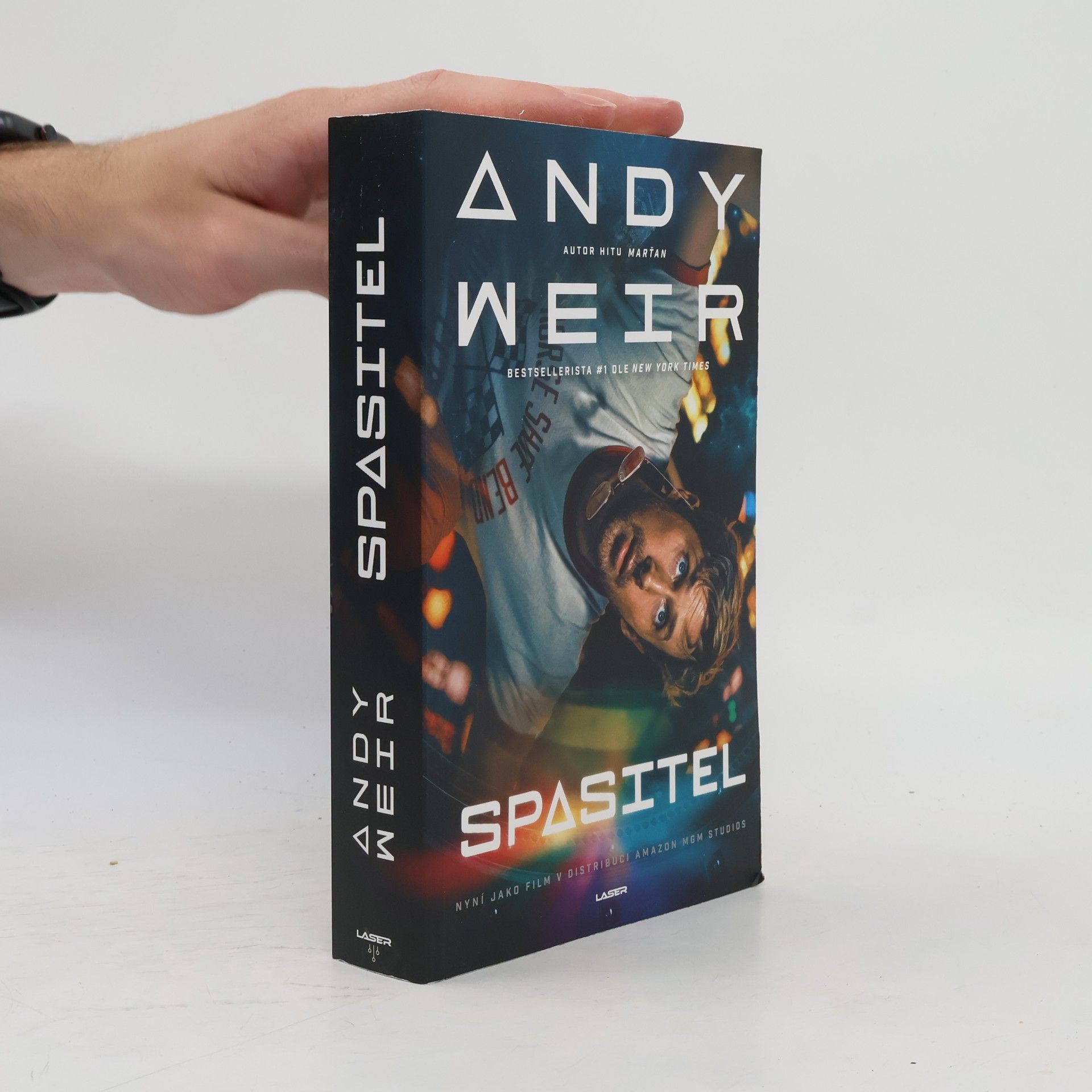 Andy Weir Spasitel