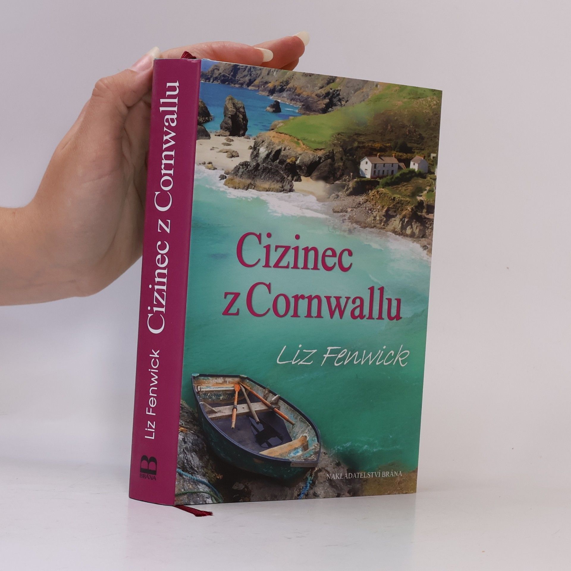Liz Fenwick Cizinec z Cornwallu