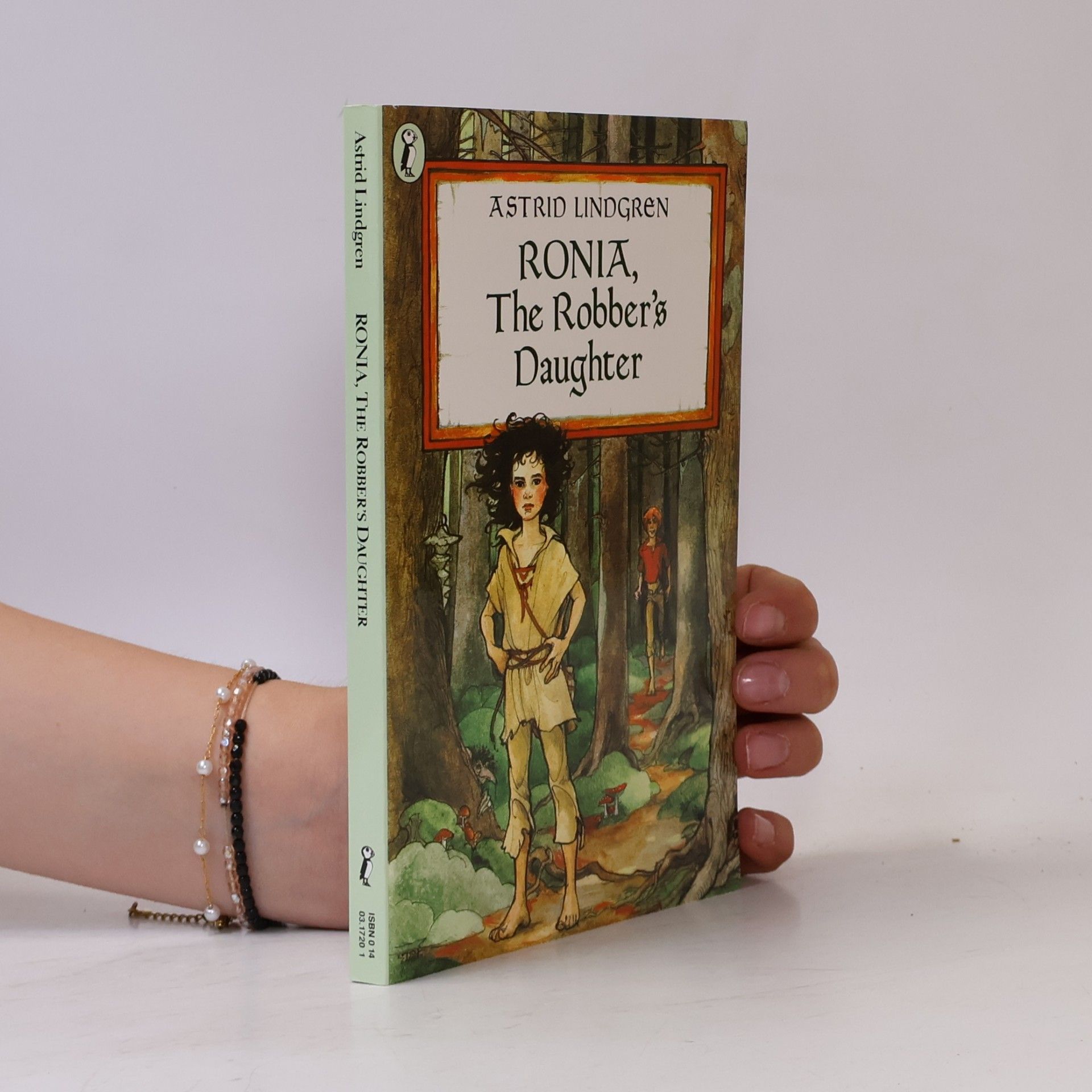 Ronia, the Robber's Daughter