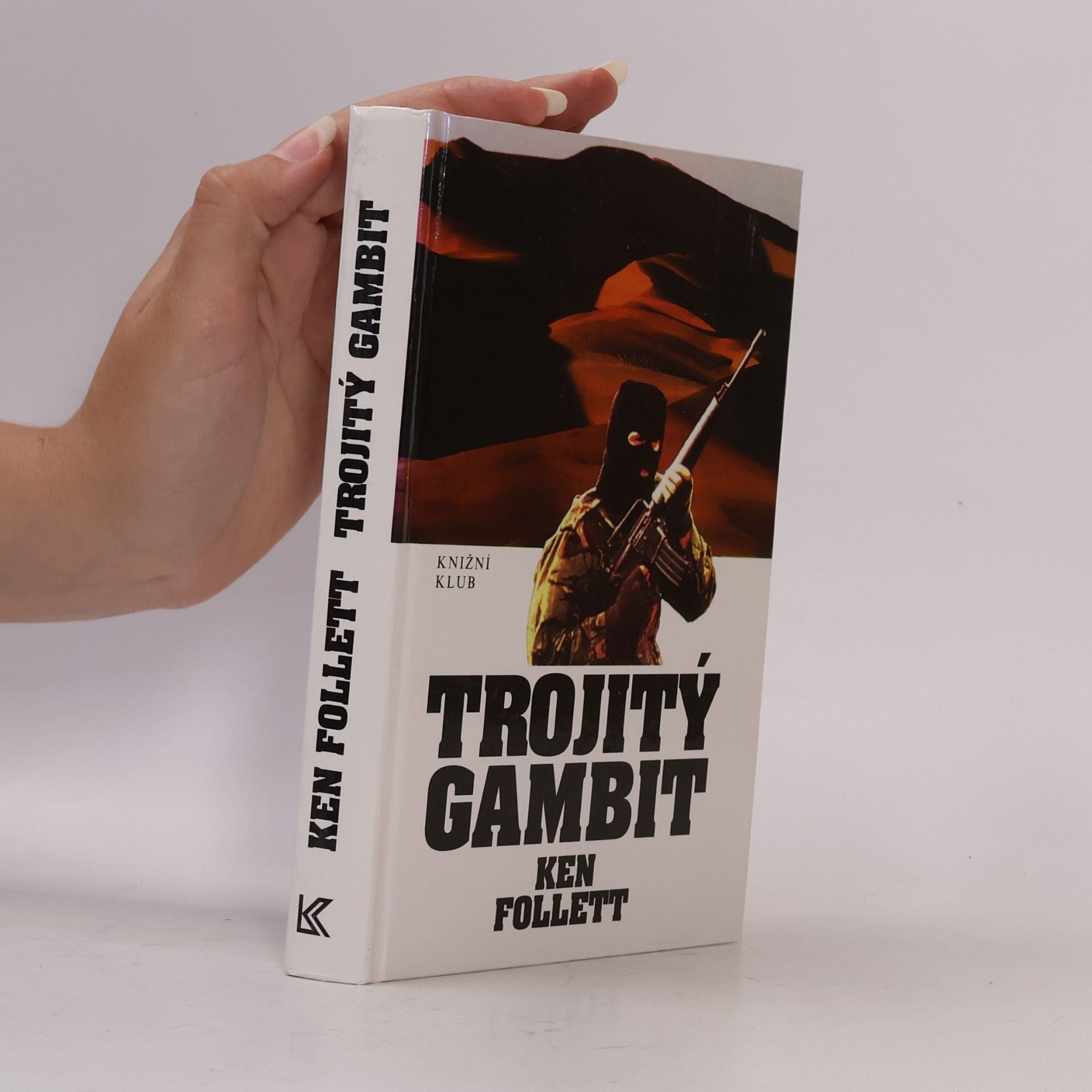 Ken Follett Trojitý gambit