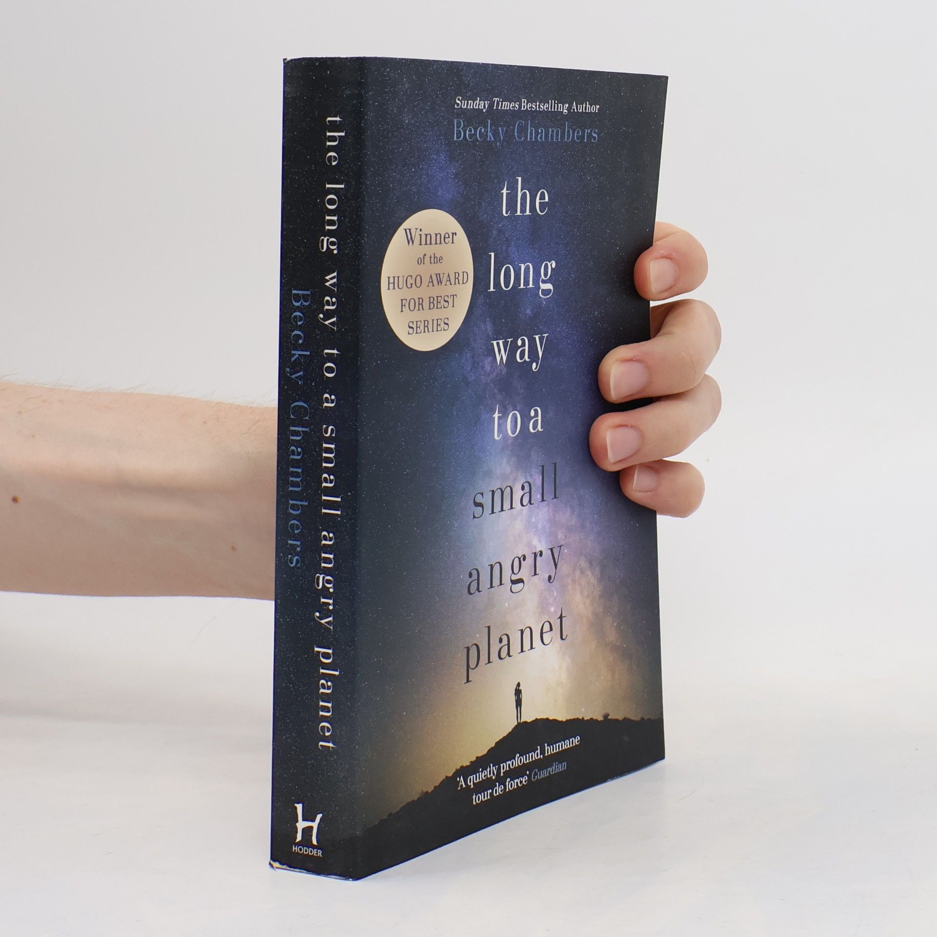 Becky Chambers The long way to a small angry planet