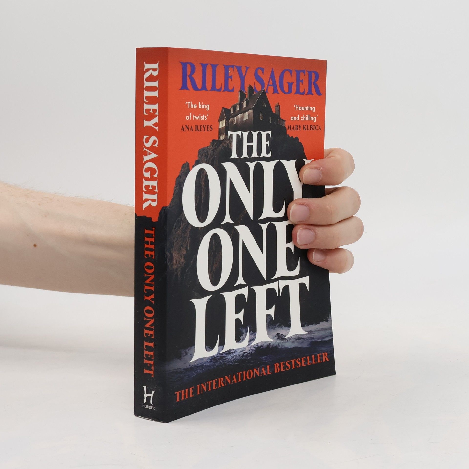 Riley Sager The only one left