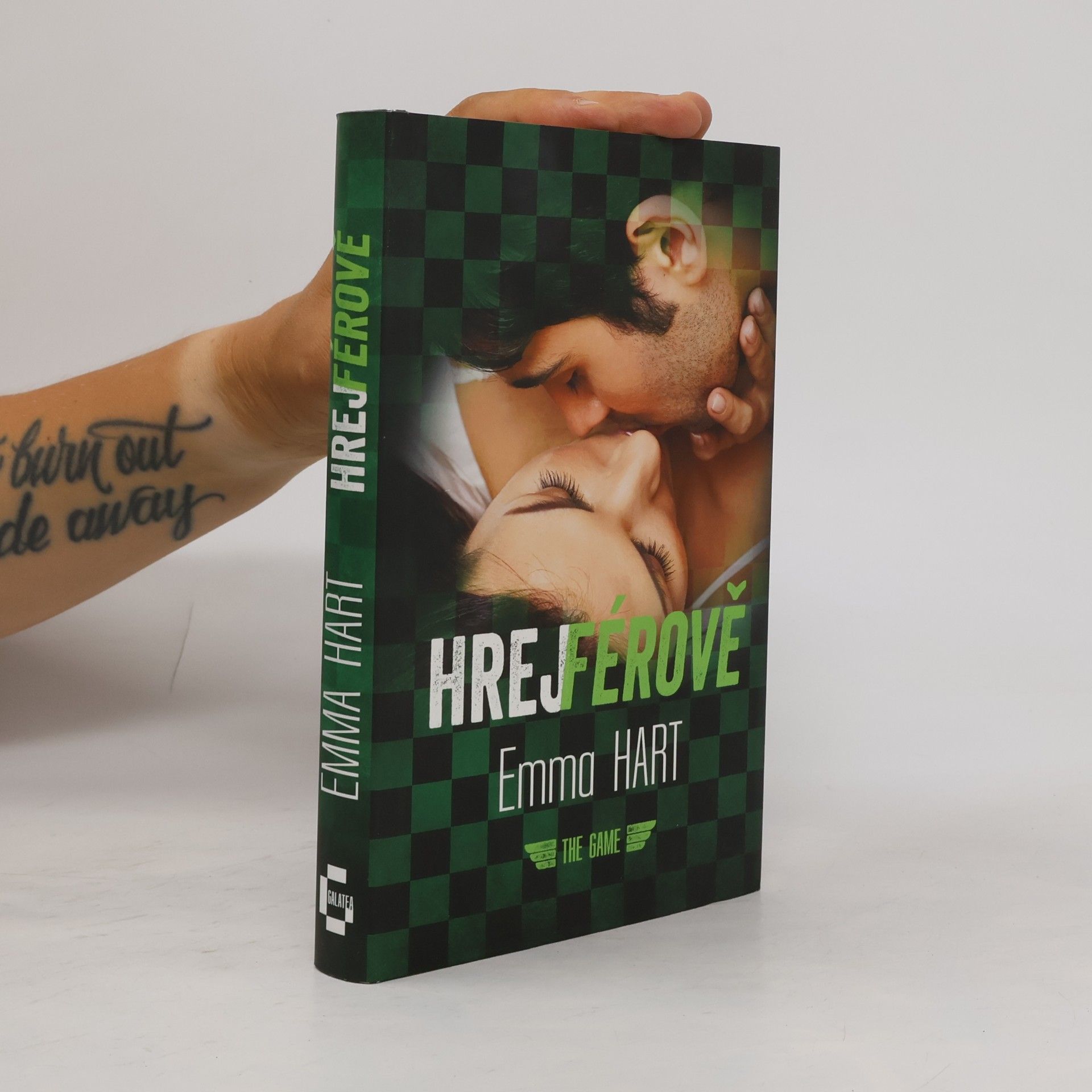 Emma Hart Hrej férově