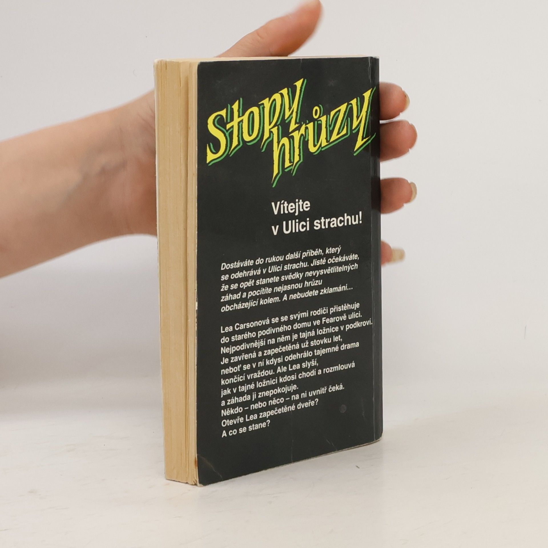 R. L. Stine Tajná ložnice. Stopy hrůzy 4.