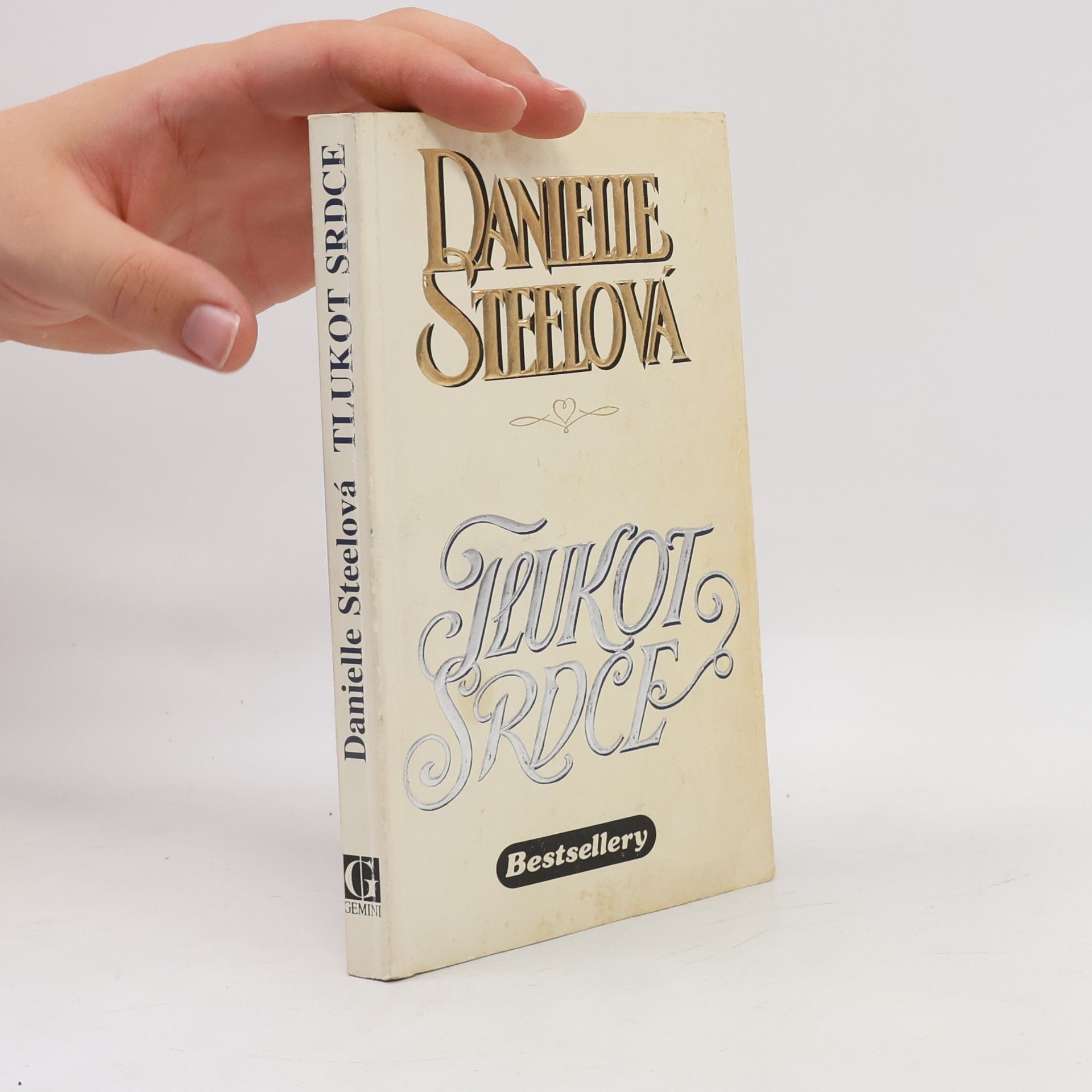 Danielle Steel Tlukot srdce