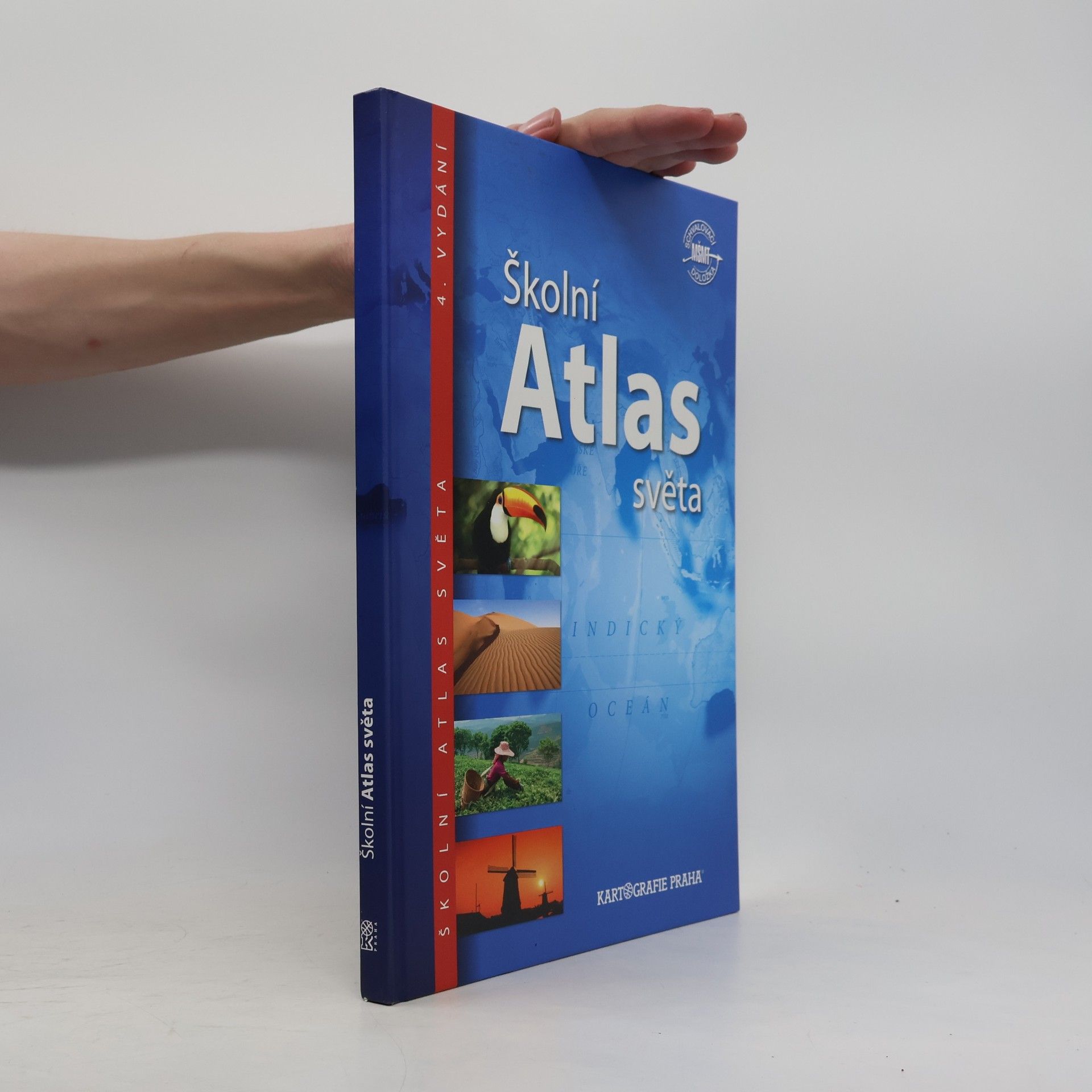 Autores varios Školní atlas světa