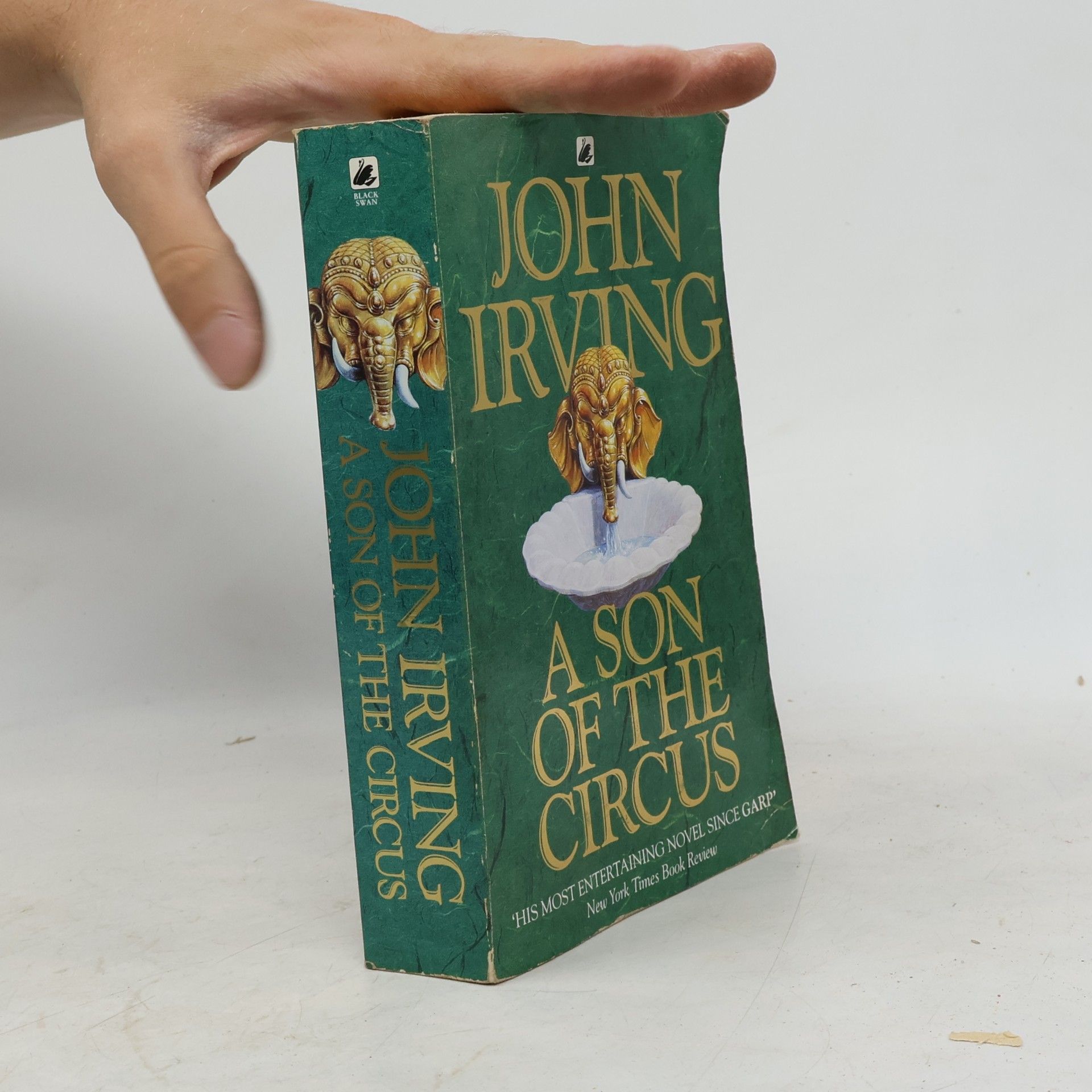 John Irving A son of the circus