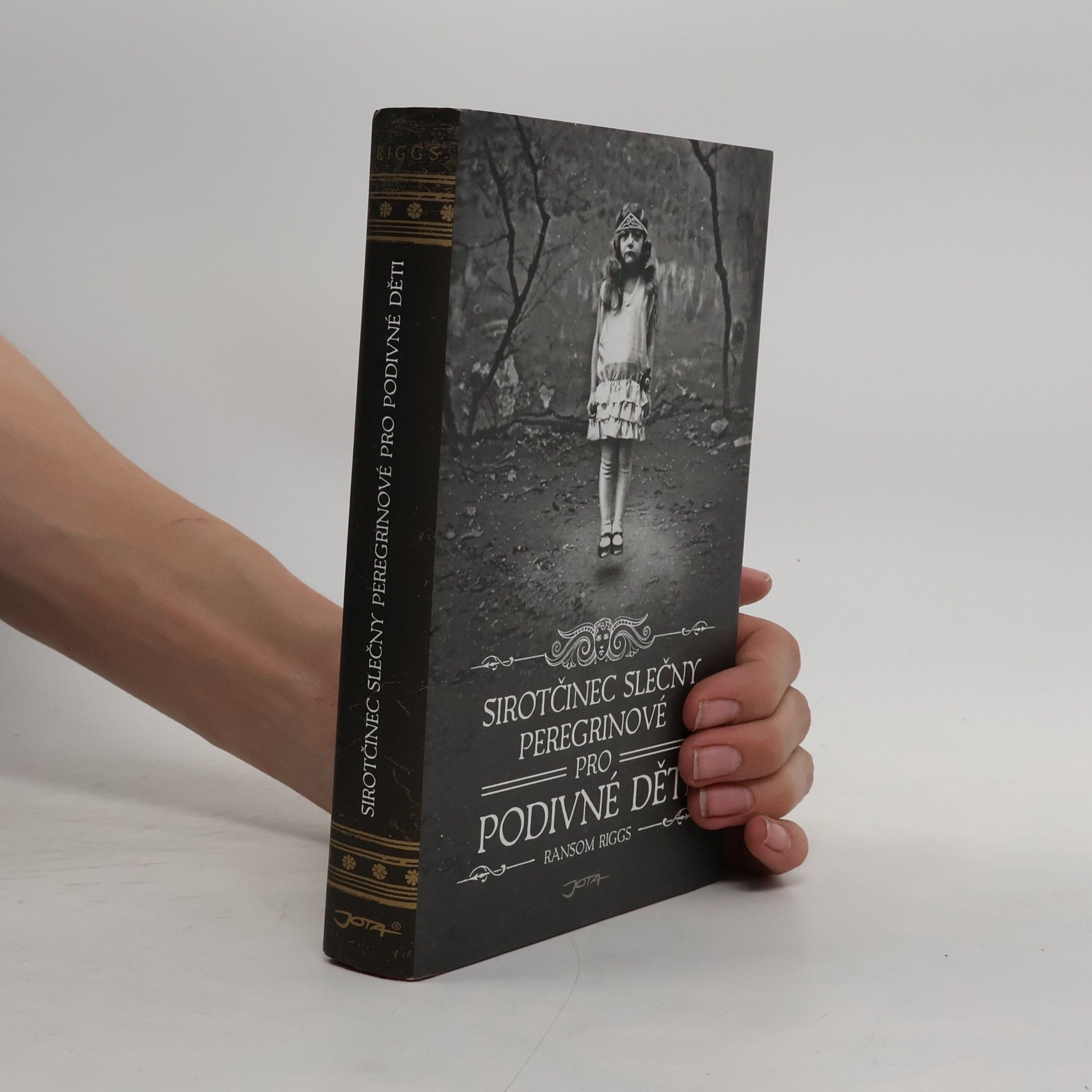 Ransom Riggs Sirotčinec slečny Peregrinové pro podivné děti