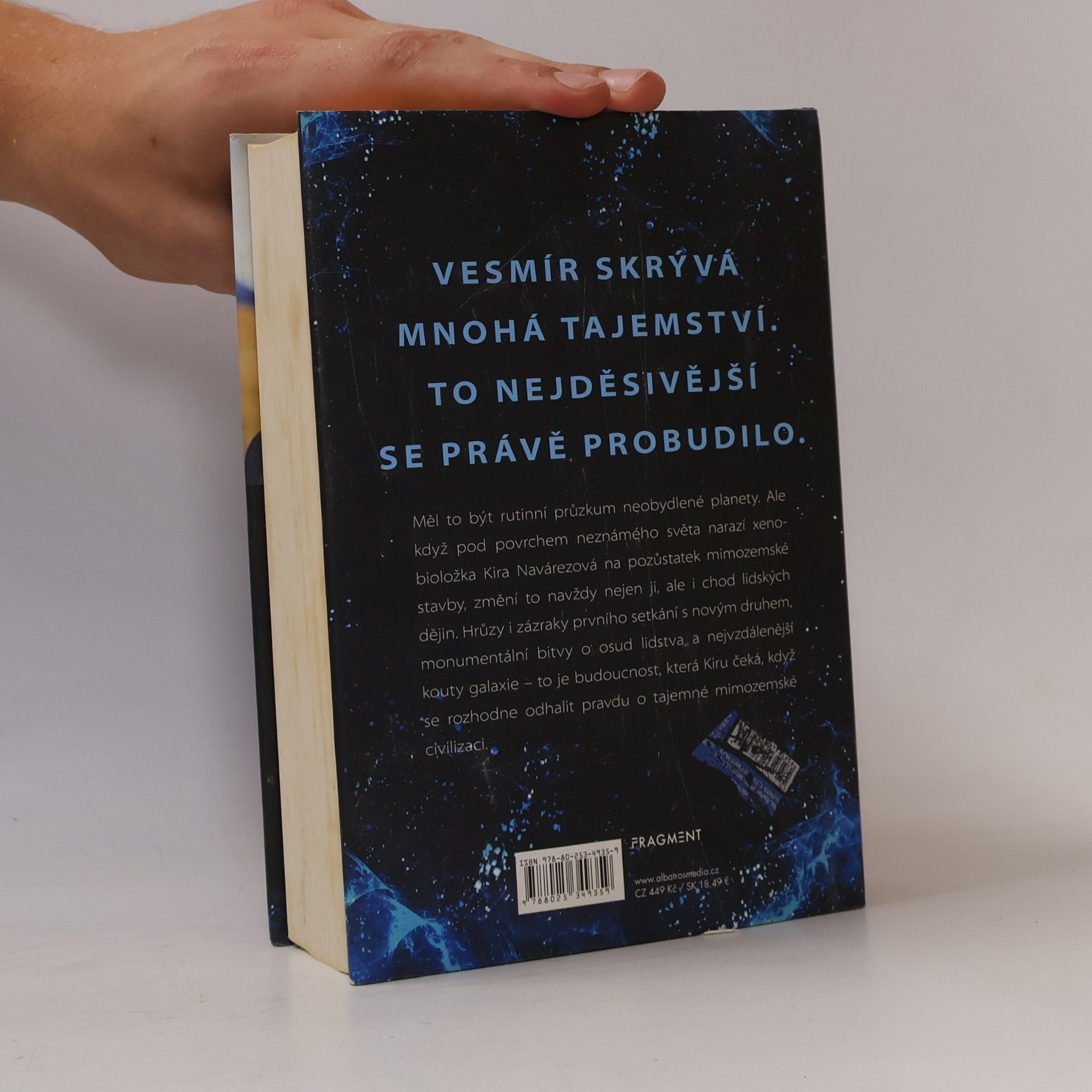 Christopher Paolini Spát v moři hvězd
