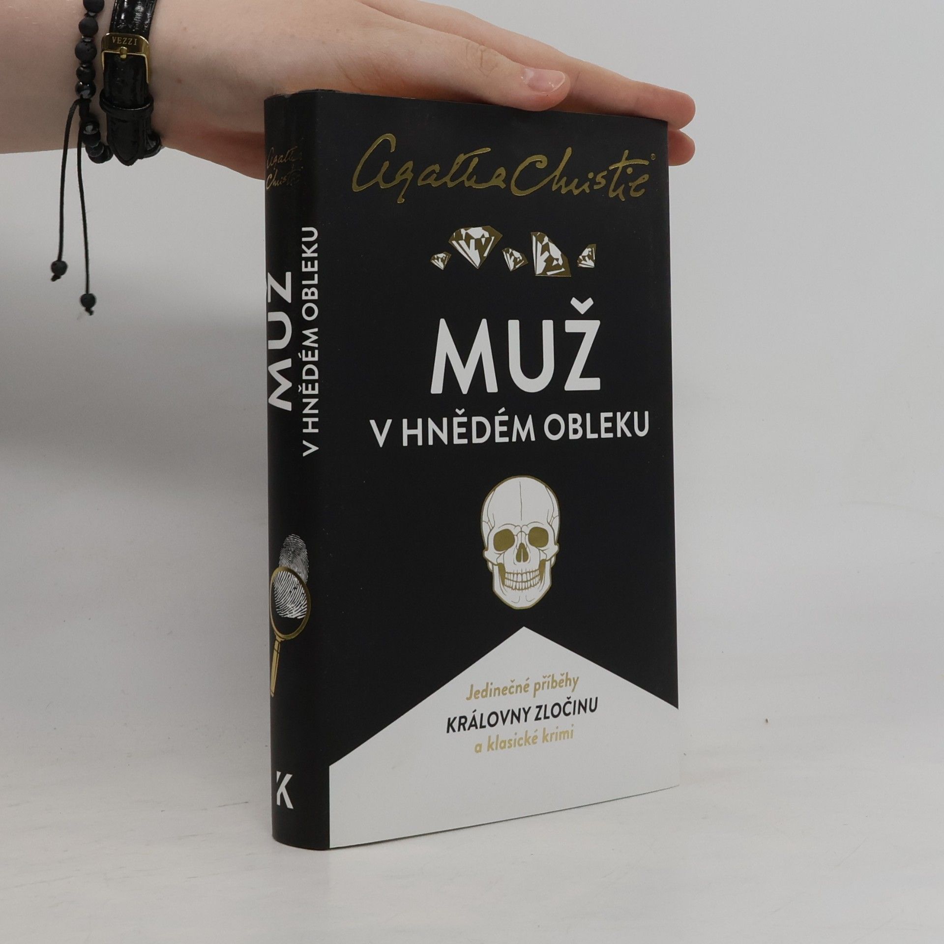 Agatha Christie Muž v hnědém obleku