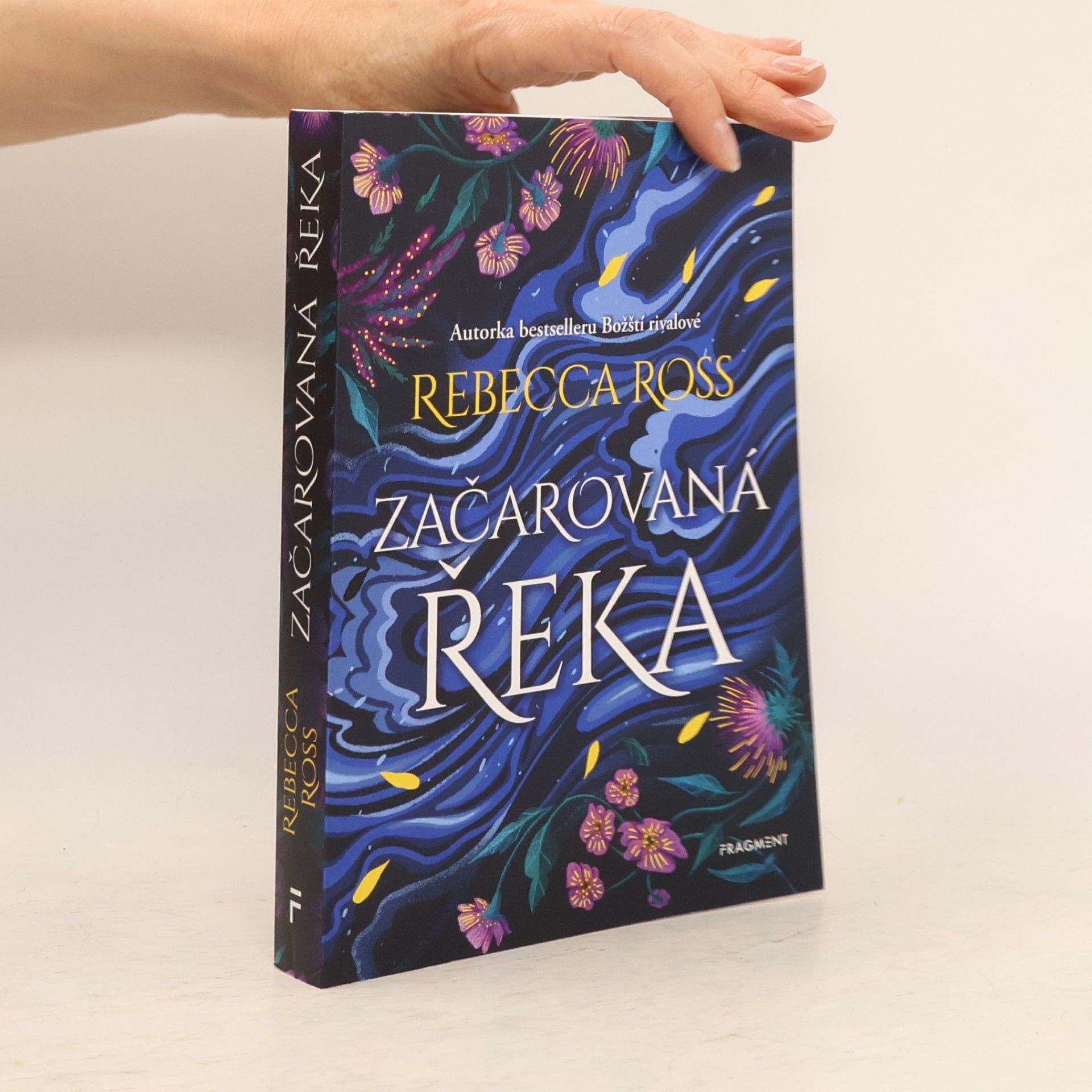 Rebecca Ross Začarovaná řeka