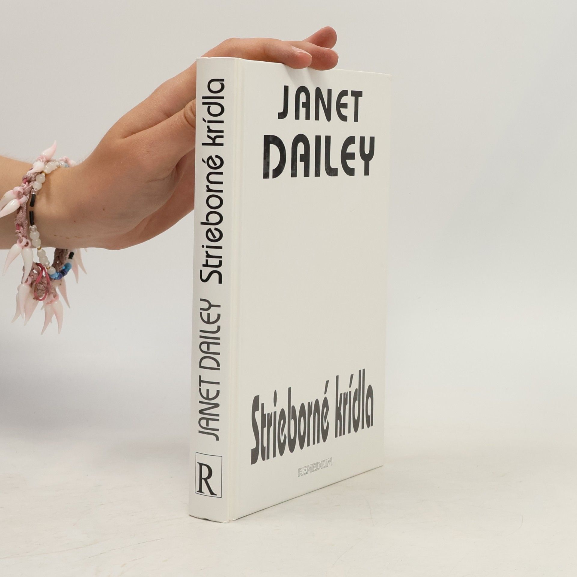 Janet Dailey Strieborné krídla