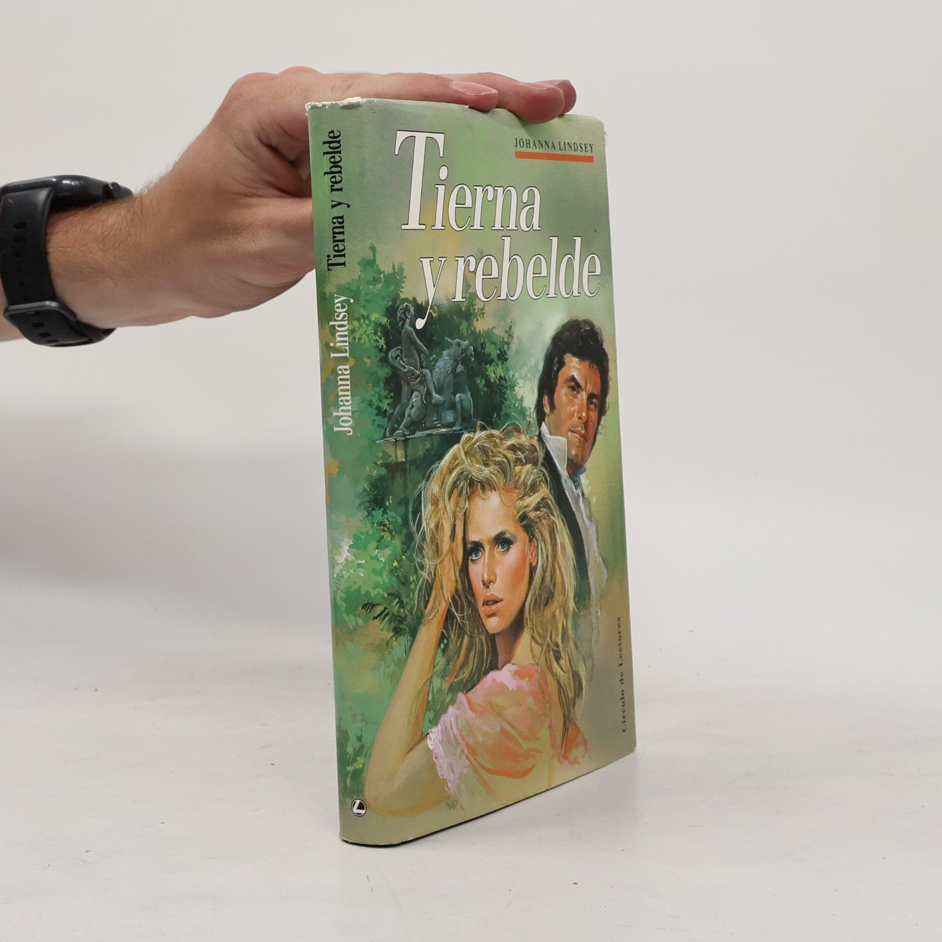 Johanna Lindsey Tierna y rebelde