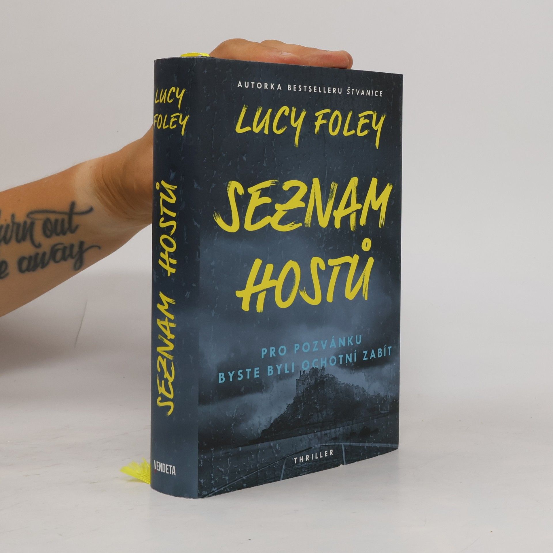 Lucy Foley Seznam hostů