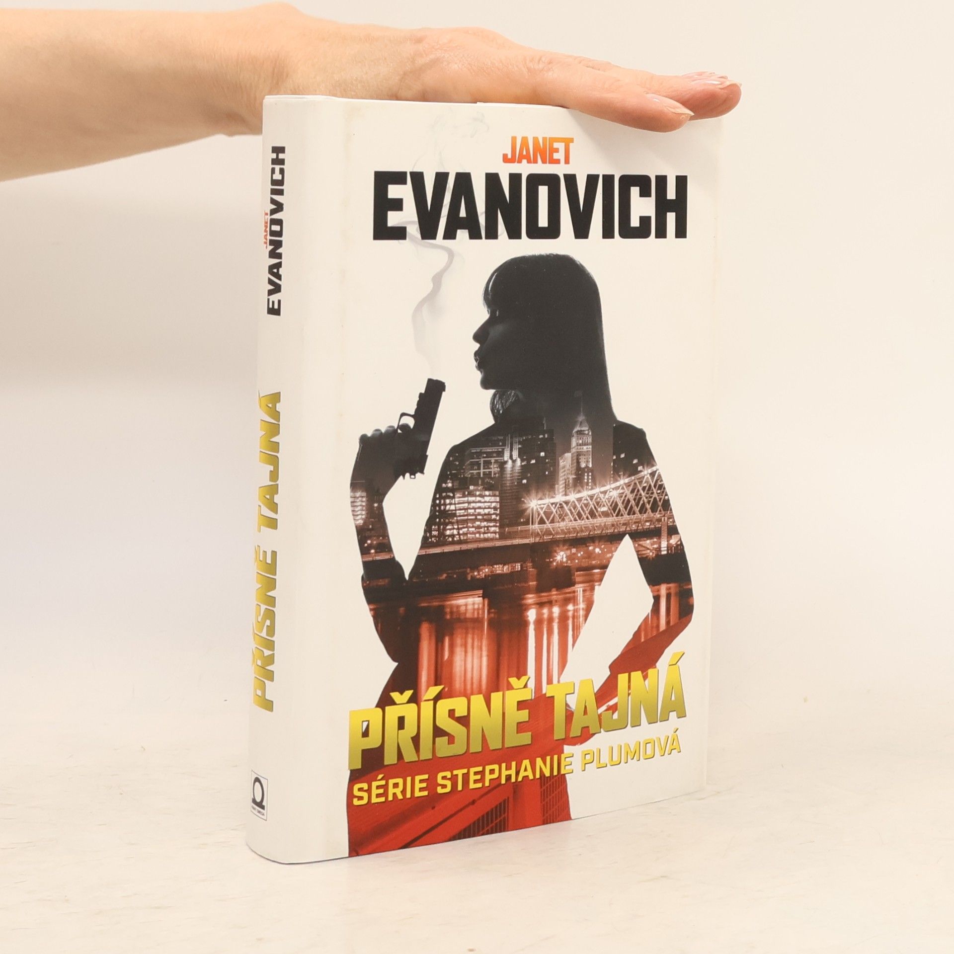 Janet Evanovich Přísně tajná