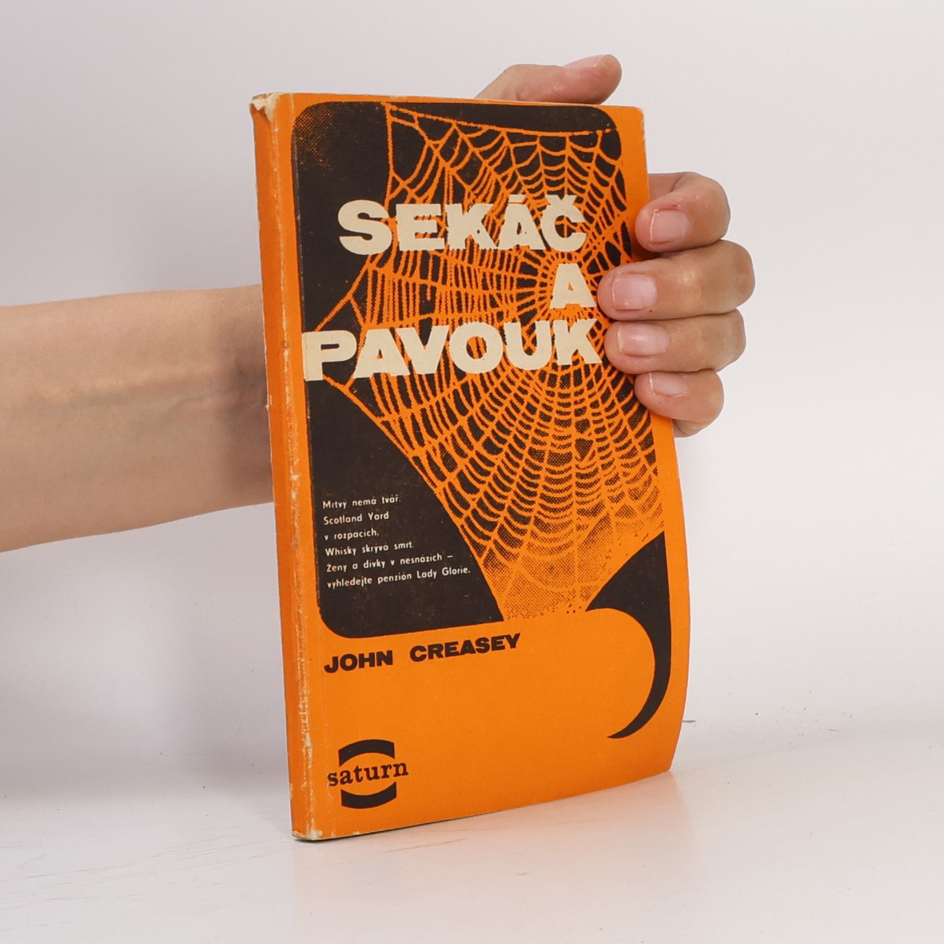 John Creasey Sekáč a pavouk