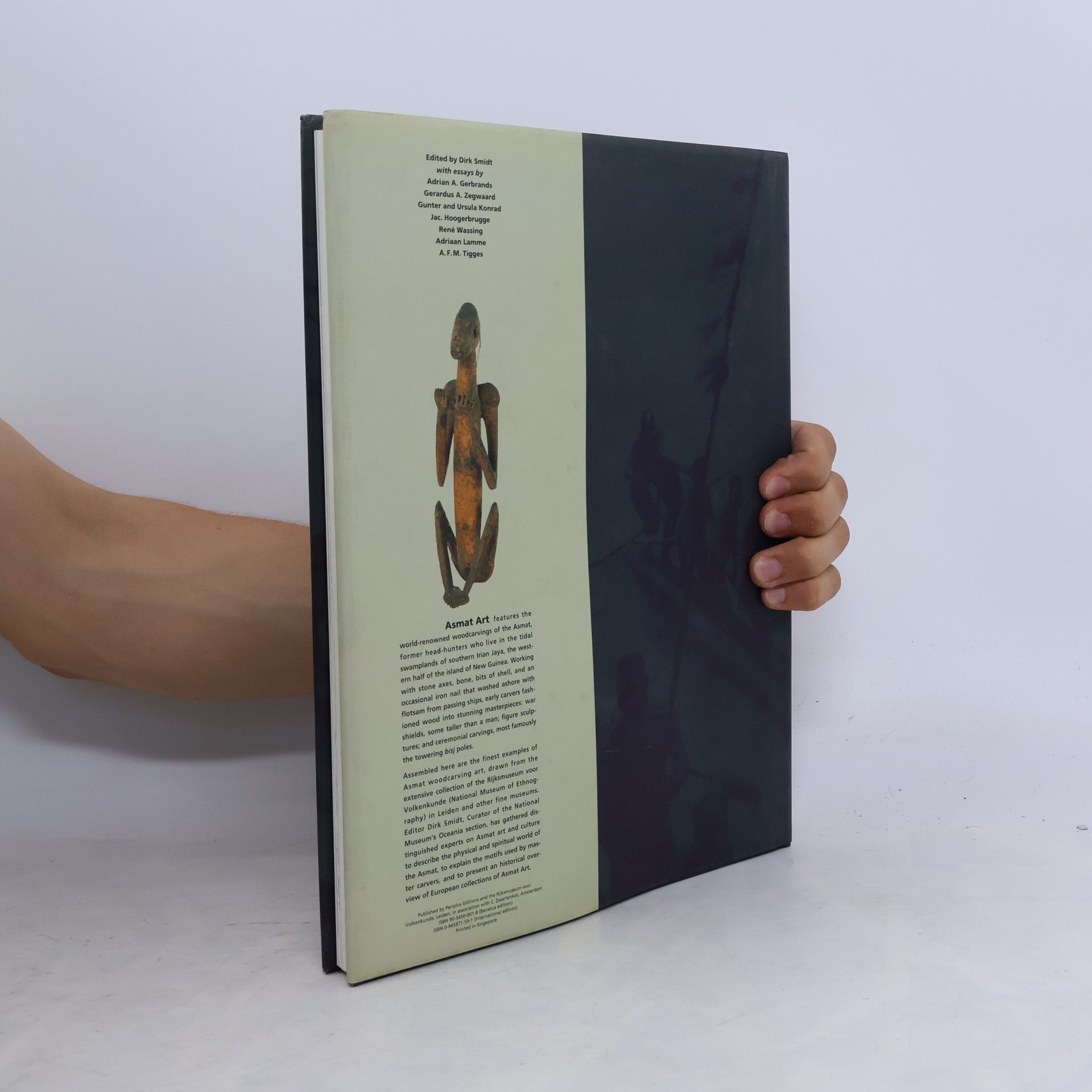 Adrian A. Gerbrands Asmat Art: Woodcarvings of Southwest New Guinea Edited by Dirk Smidt