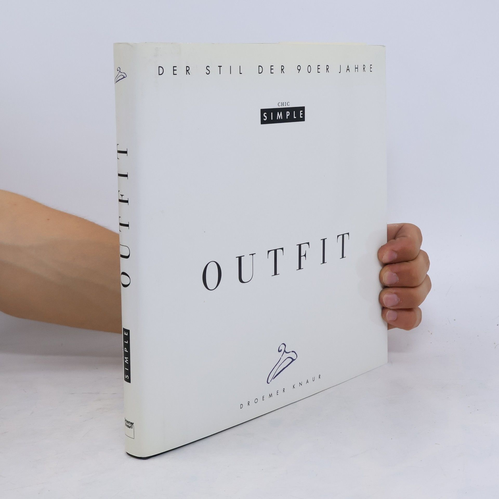 James Wojcik Chic Simple Outfit